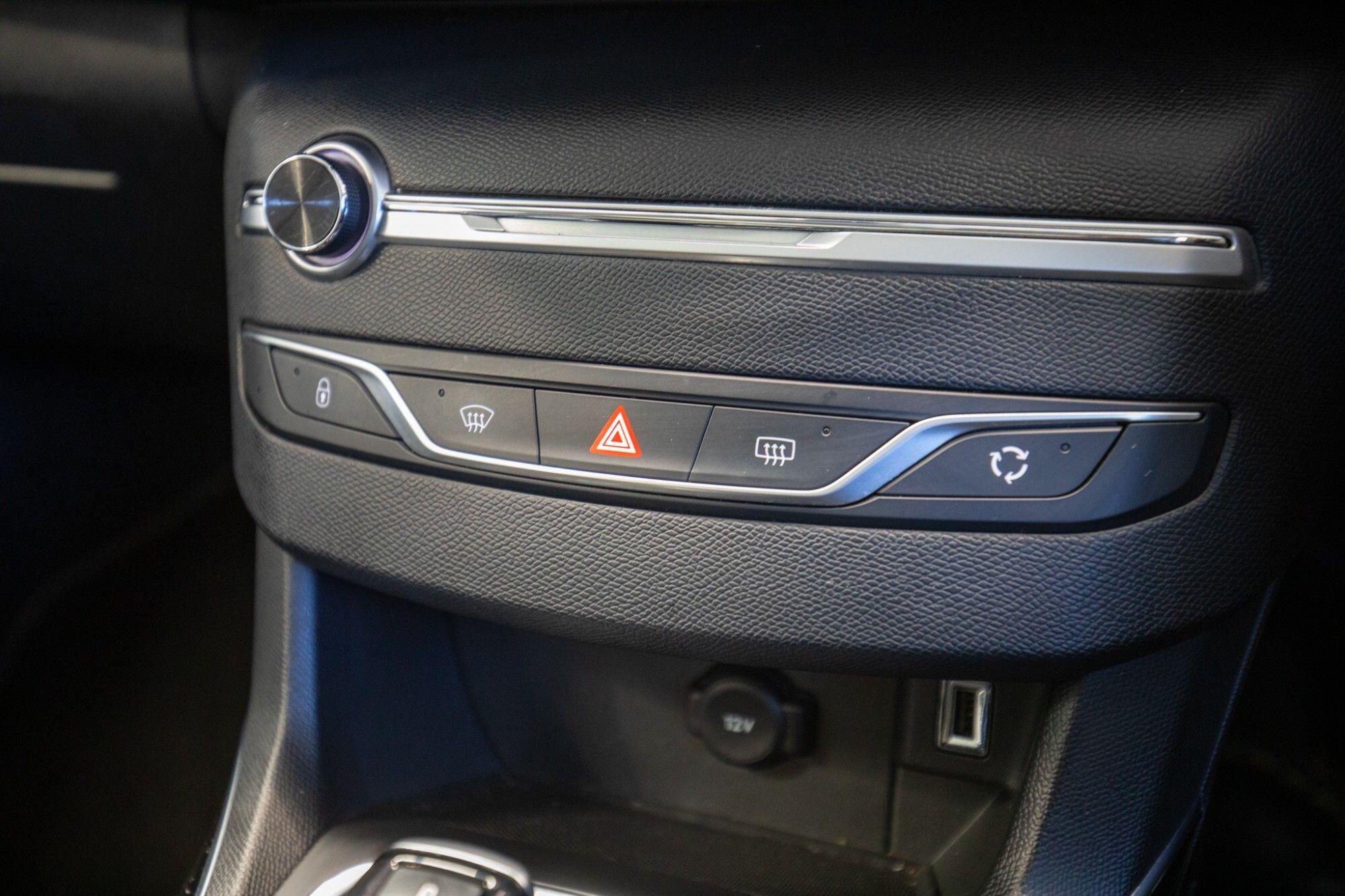 Peugeot 308 view 38