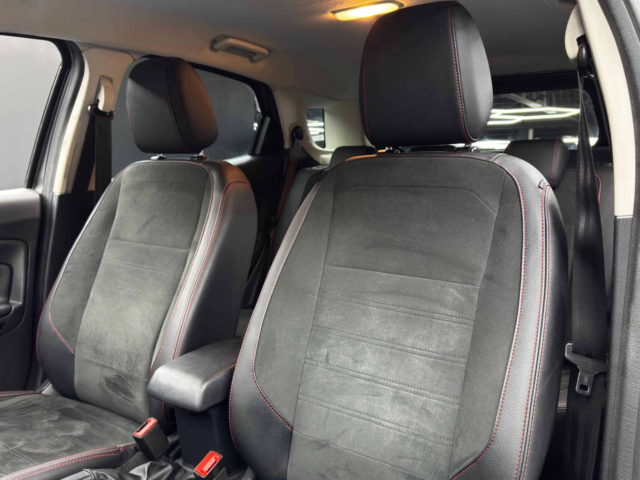 Ford Ecosport view 14