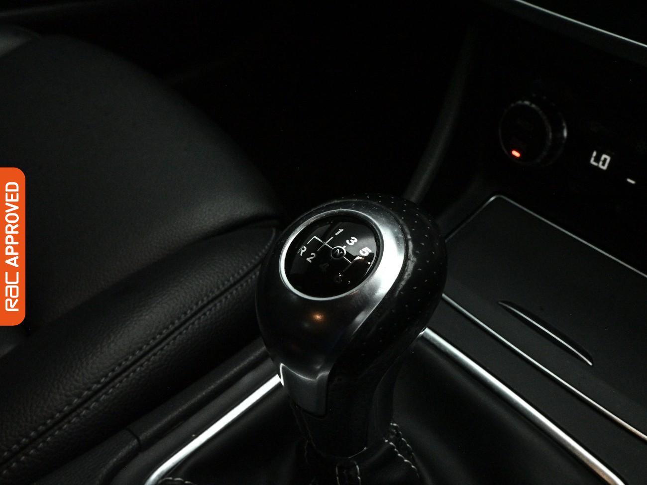 Mercedes-Benz A-Class view 18