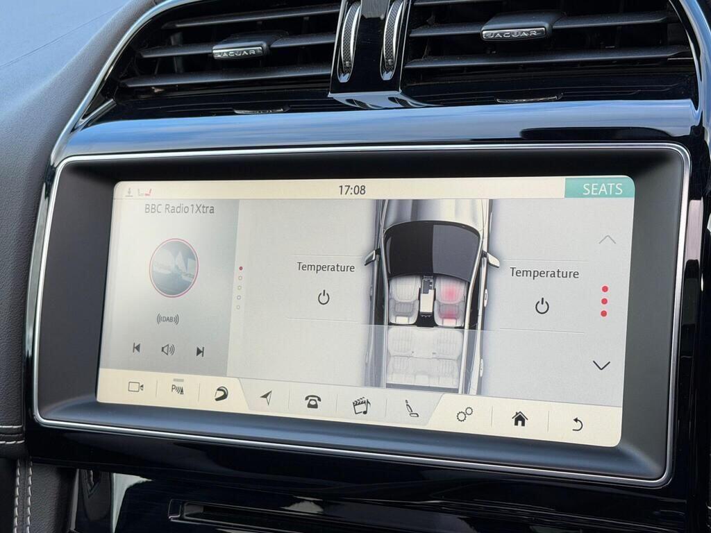 Jaguar F-Pace view 37