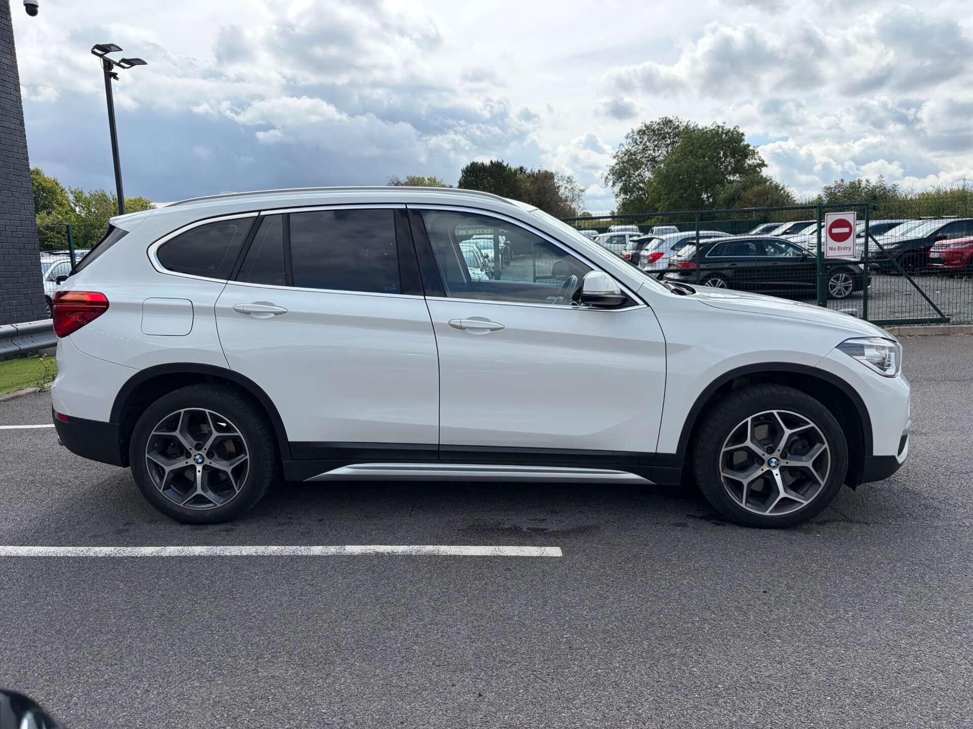 BMW X1 view 9