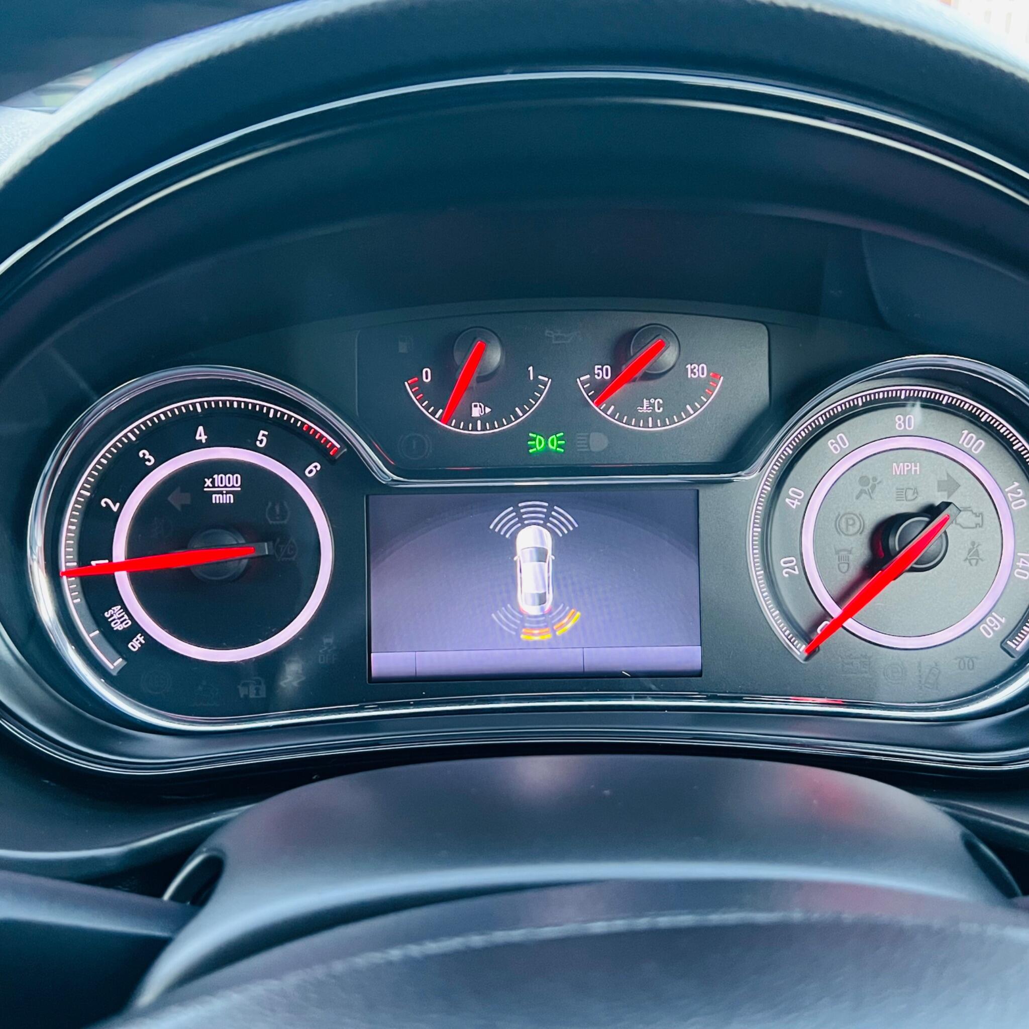 Vauxhall Insignia view 30