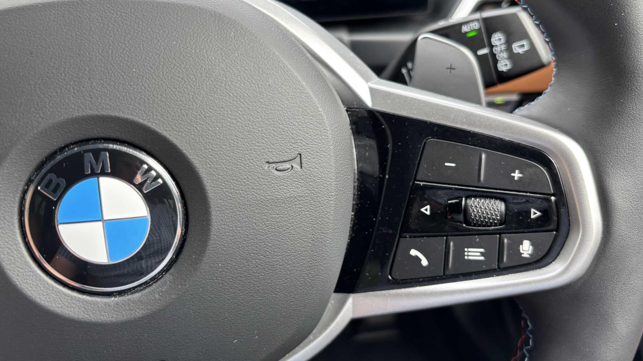 BMW 3 Series view 19