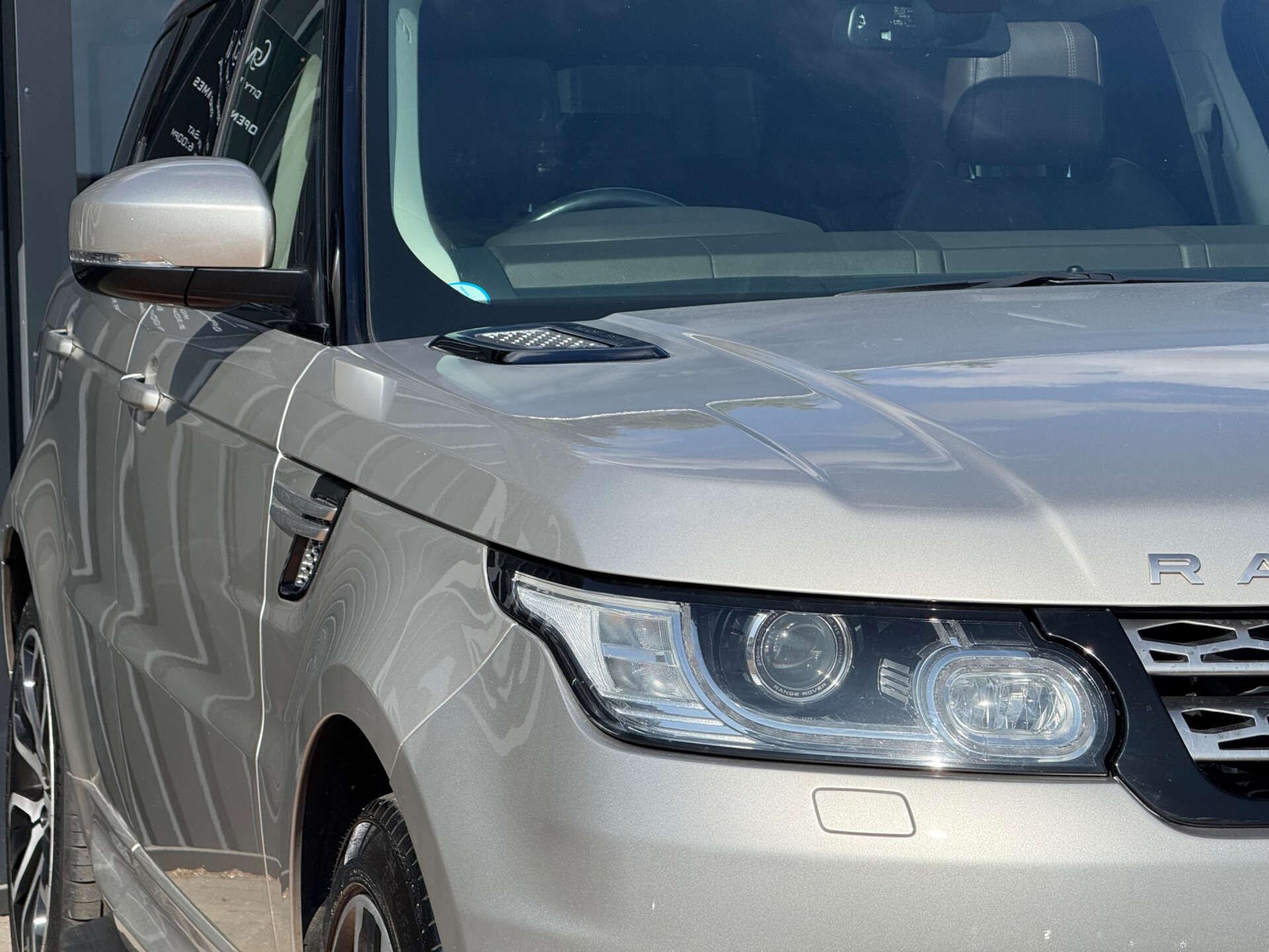 Land Rover Range Rover Sport view 15