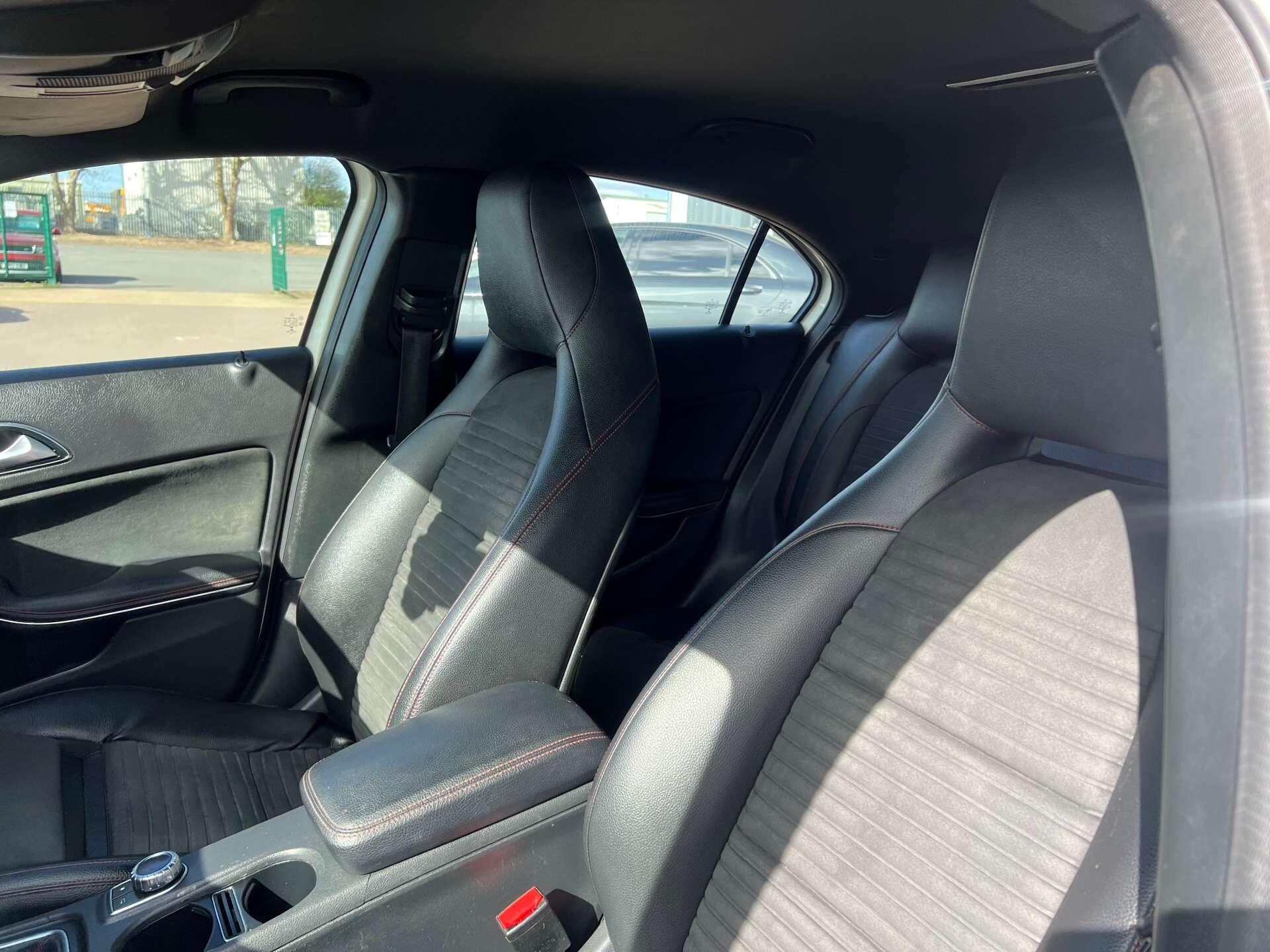 Mercedes-Benz A-Class view 35