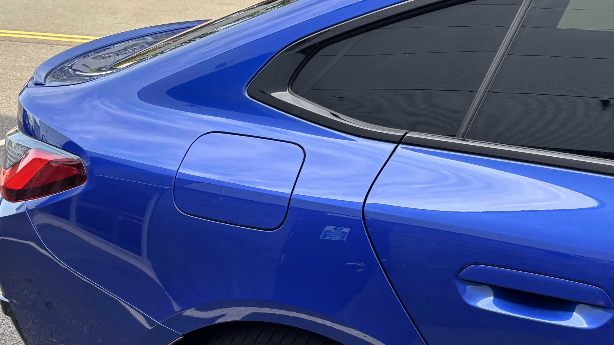 BMW i4 view 42