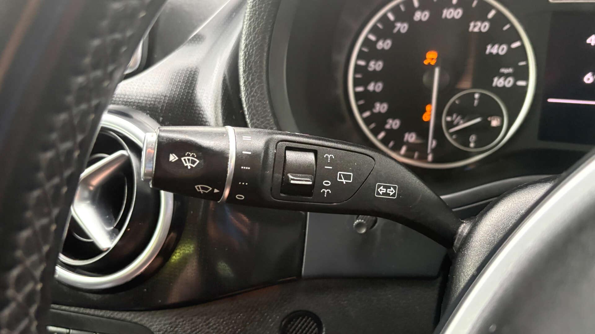 Mercedes-Benz B-Class view 15