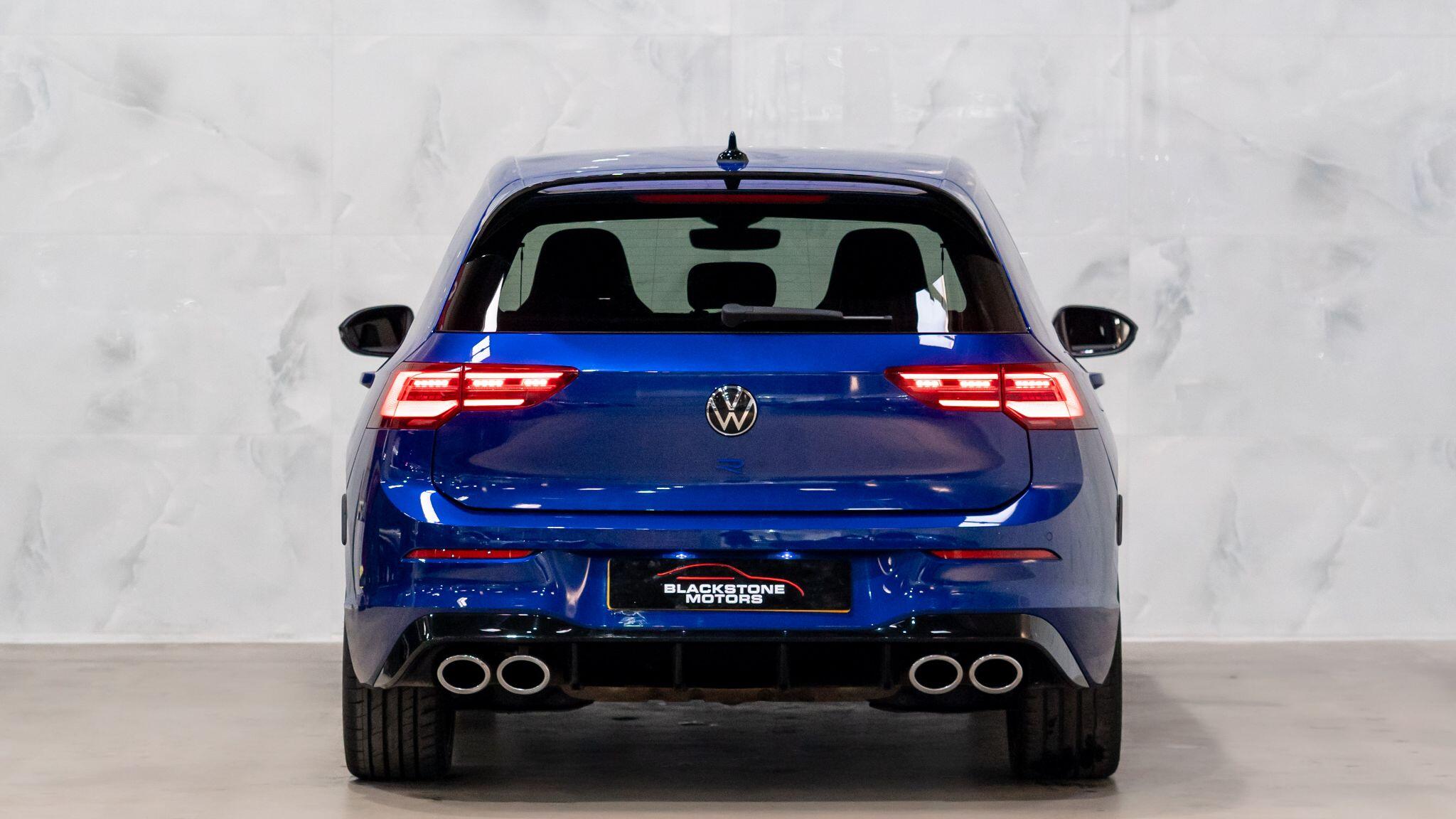 Volkswagen Golf view 6
