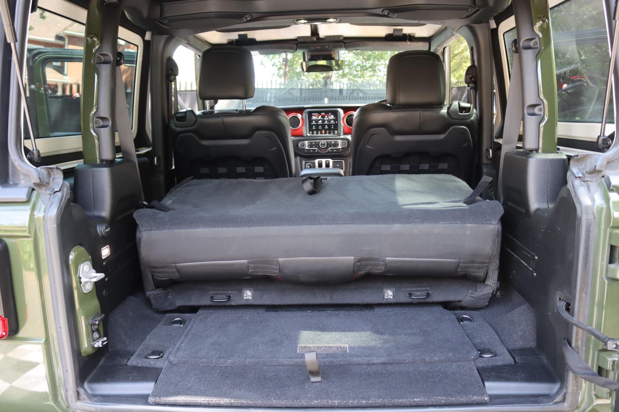 Jeep Wrangler view 13