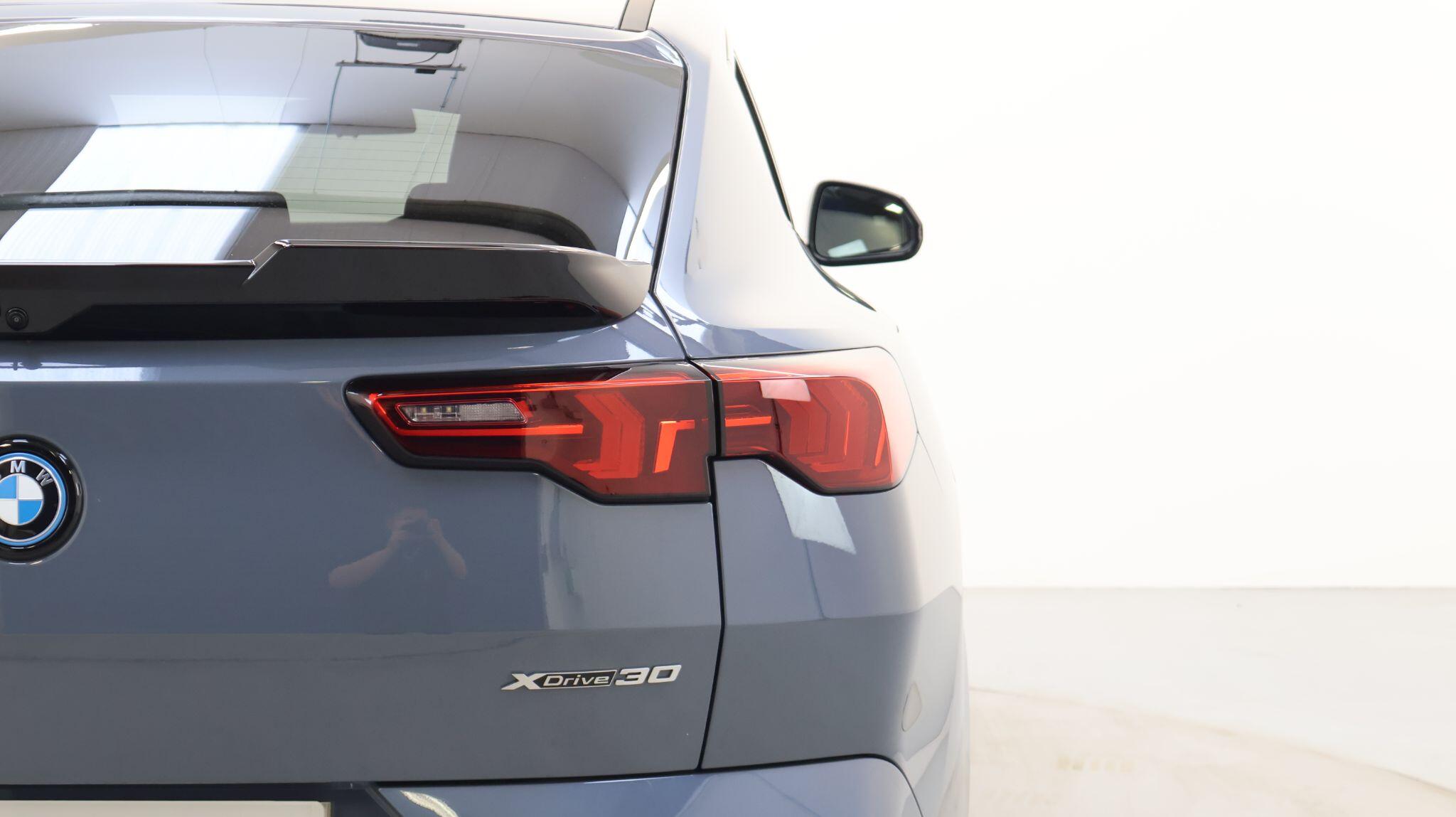 BMW iX2 view 21