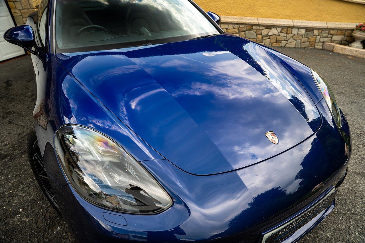 Porsche Panamera view 26