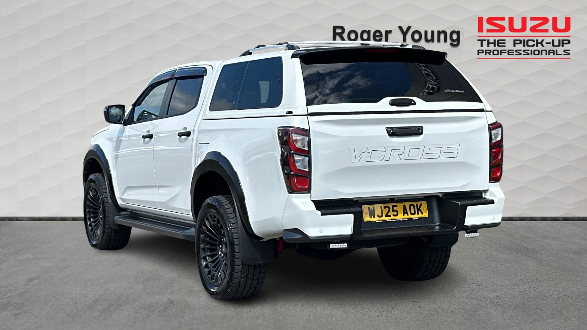 Isuzu D-Max view 2