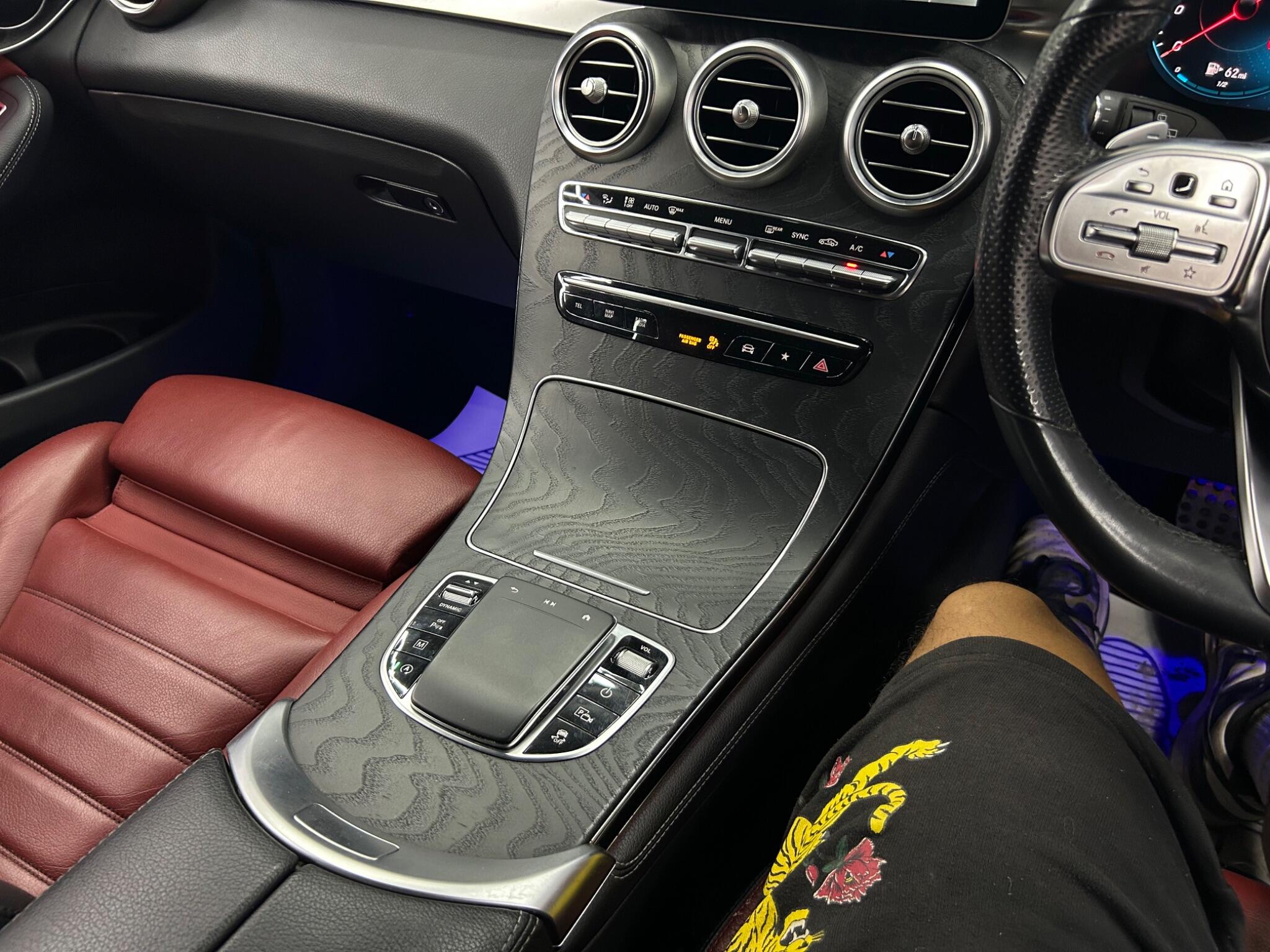 Mercedes-Benz GLC view 9