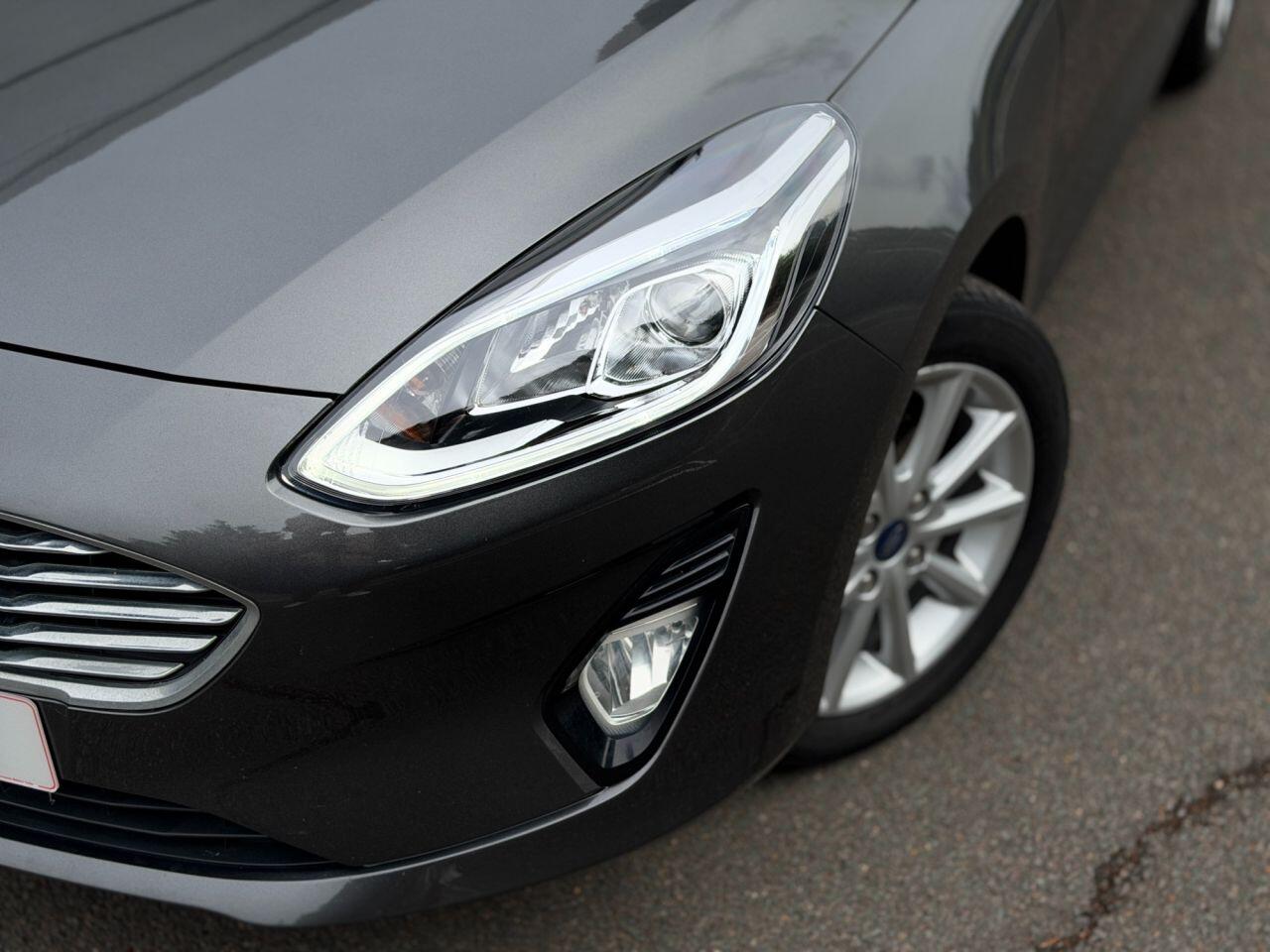 Ford Fiesta view 12
