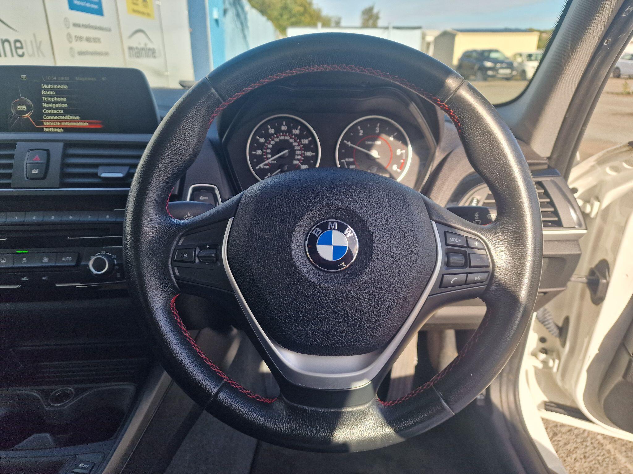 BMW 1 Series view 54