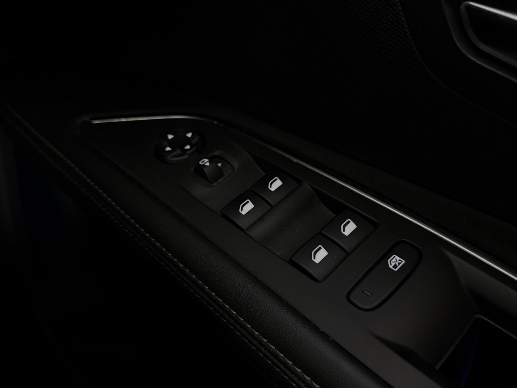 Peugeot 5008 view 21
