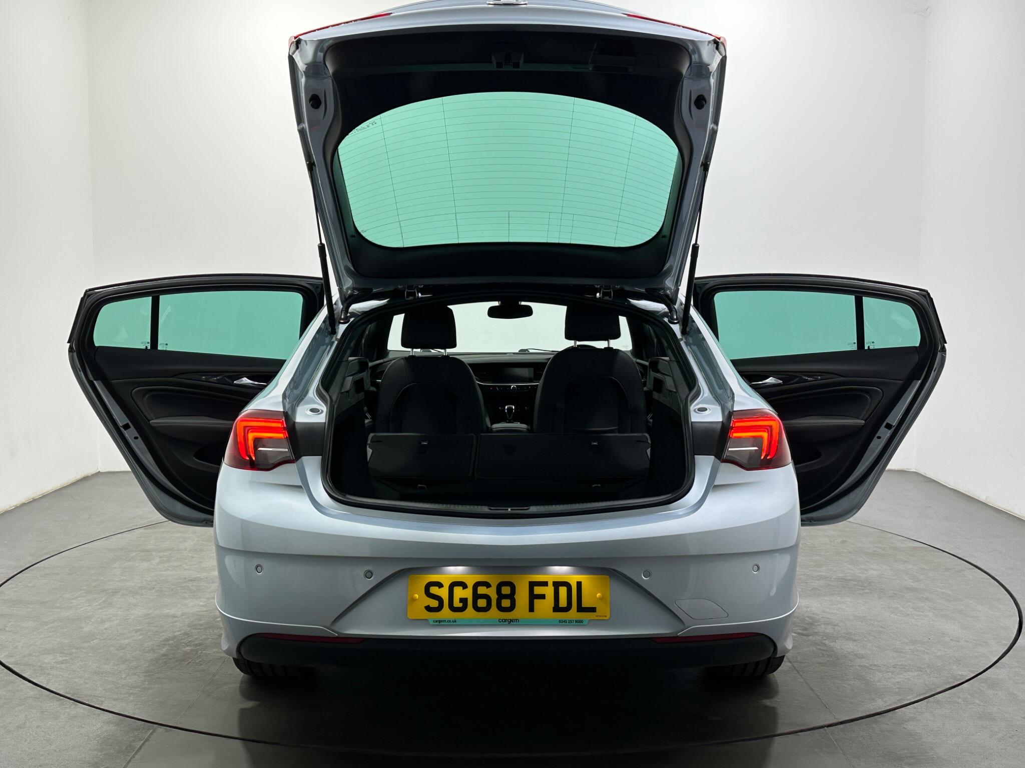 Vauxhall Insignia view 40