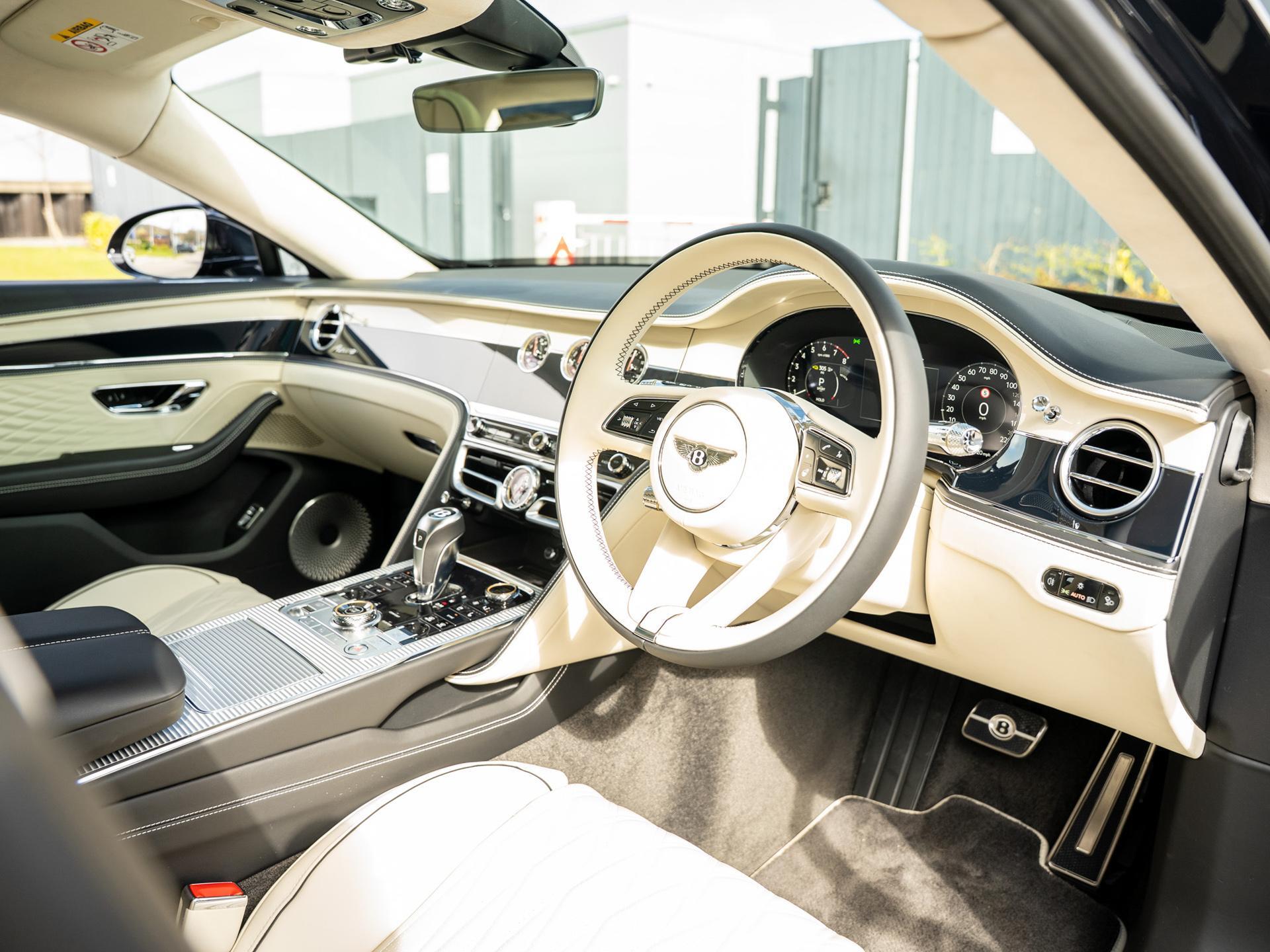 Bentley Flying Spur view 11