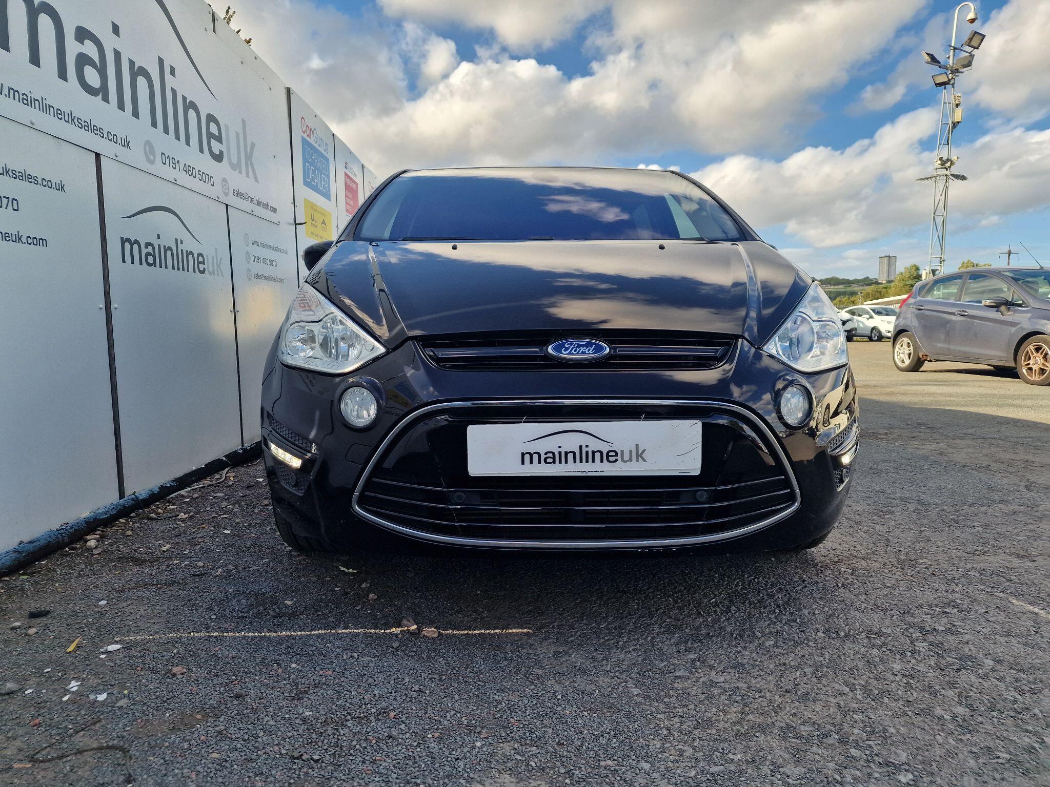 Ford S-Max view 2
