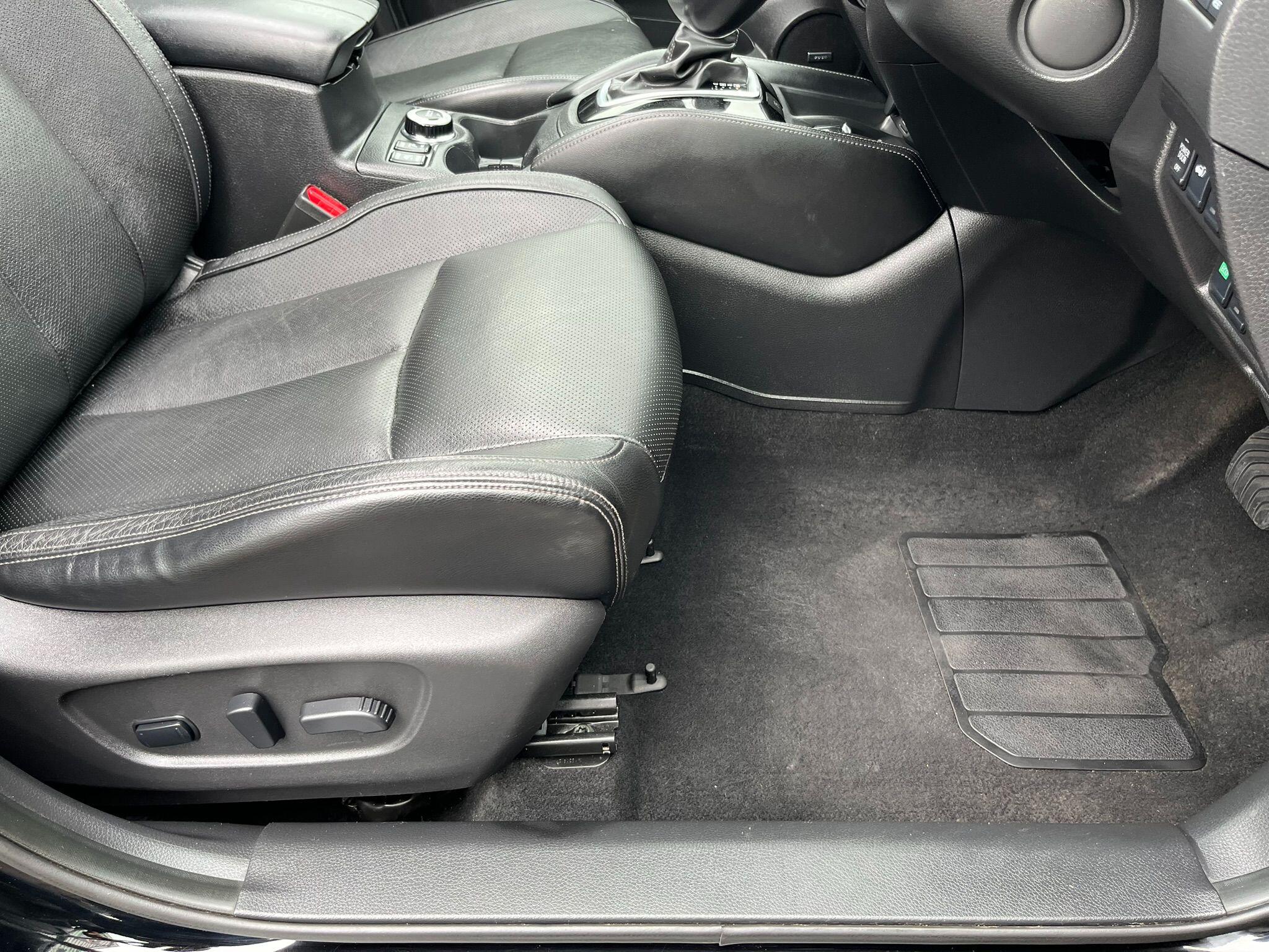 Nissan X-Trail view 12