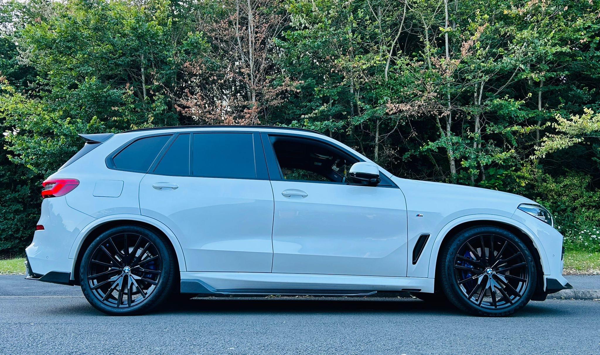 BMW X5 view 3