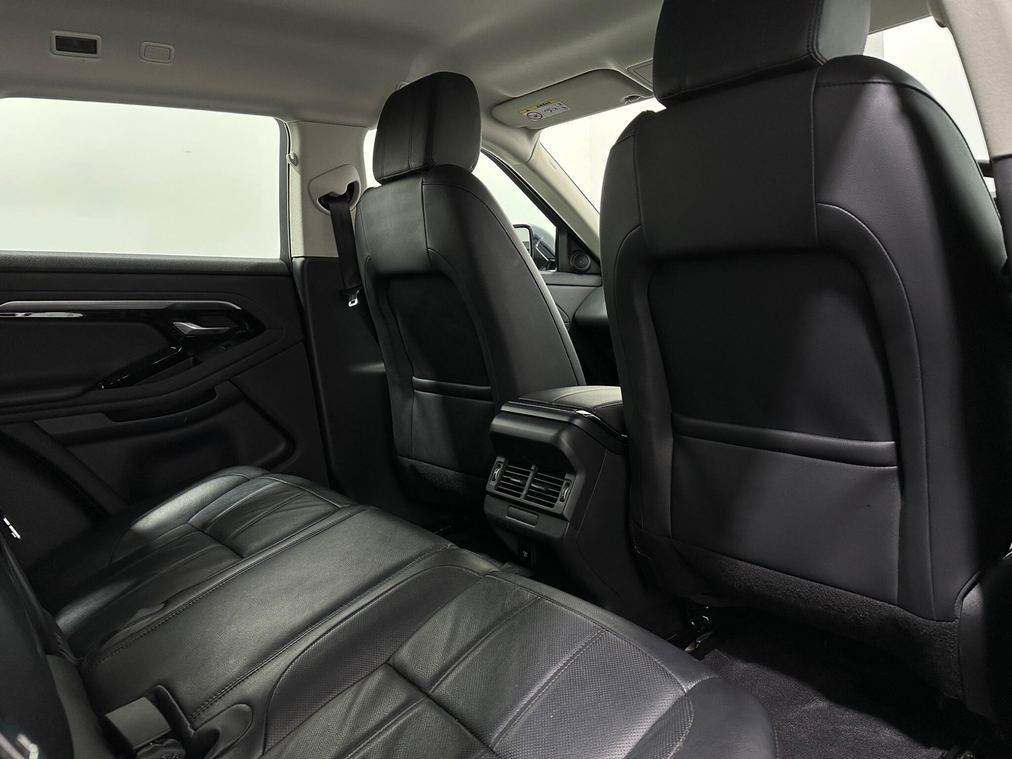 Land Rover Range Rover Evoque view 40