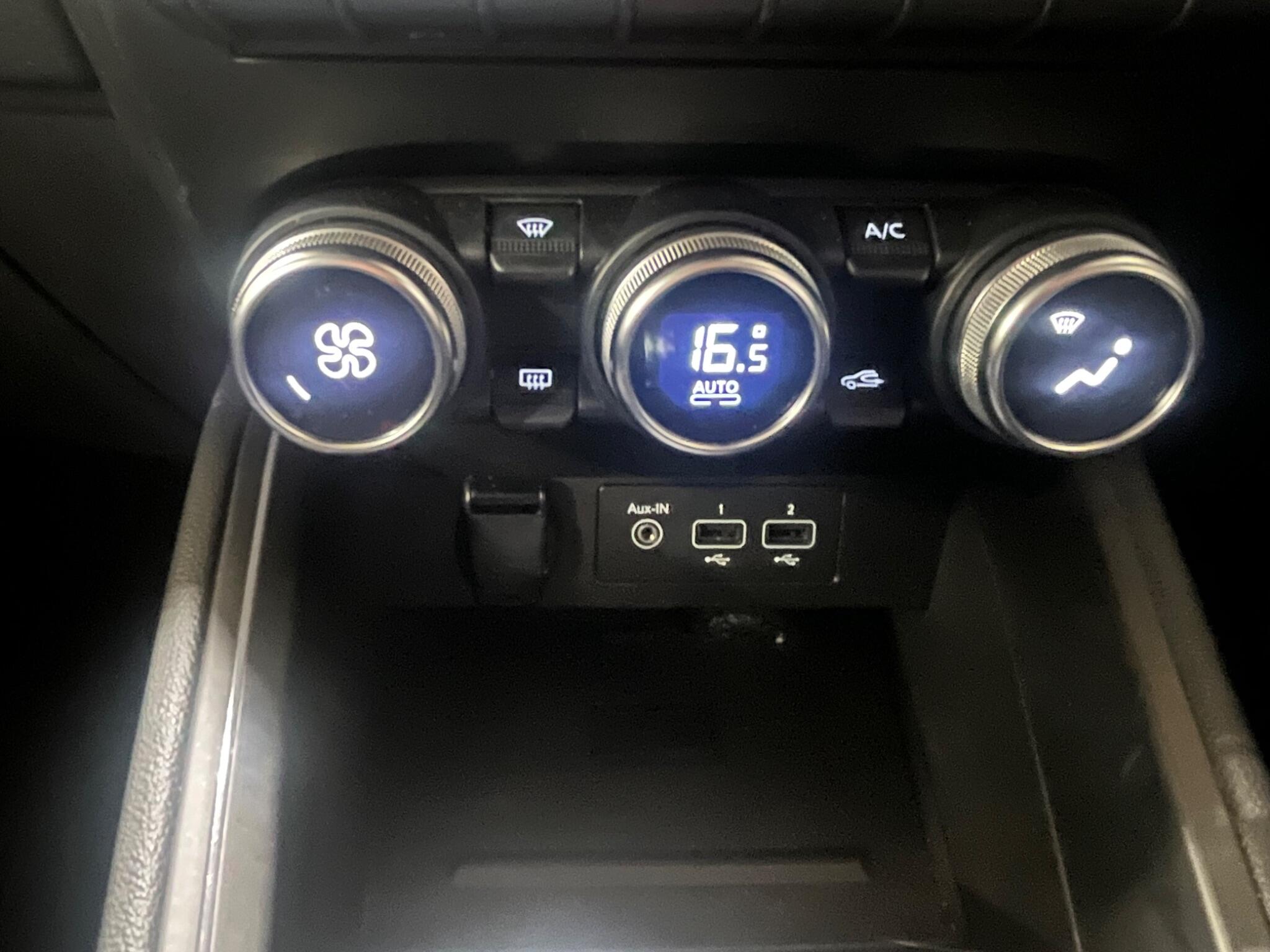 2022 Renault Clio 1.6 E-TECH Evolution Auto Euro 6 (s/s) 5dr • 33,021 miles image 22