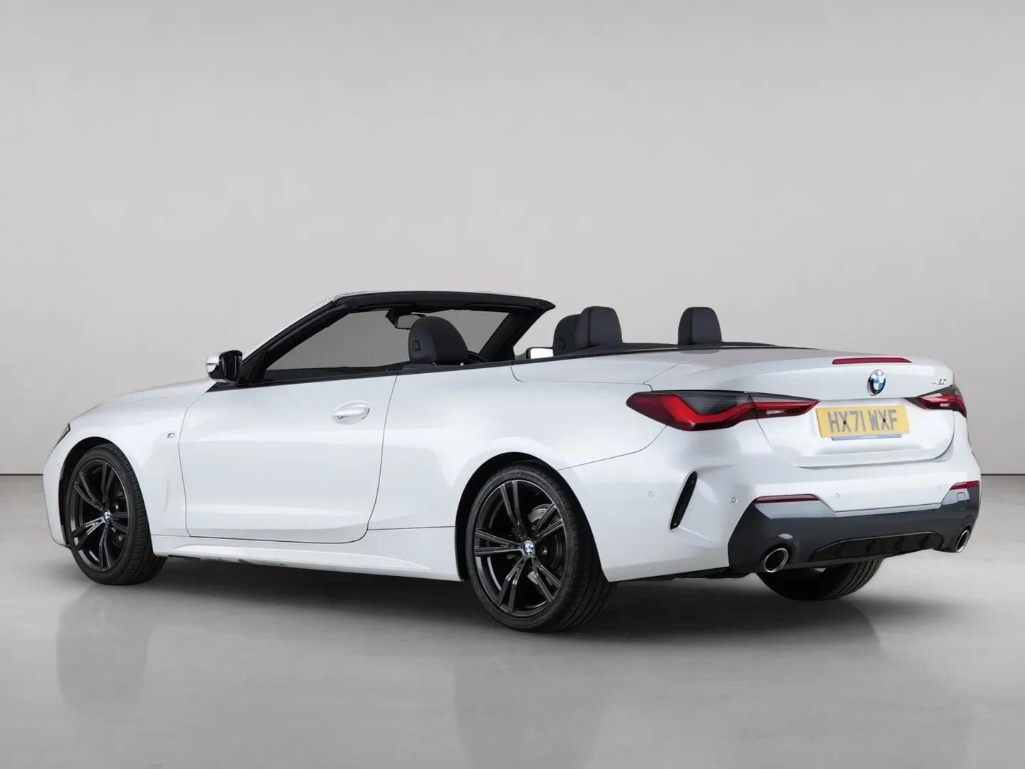 BMW 4 Series view 16