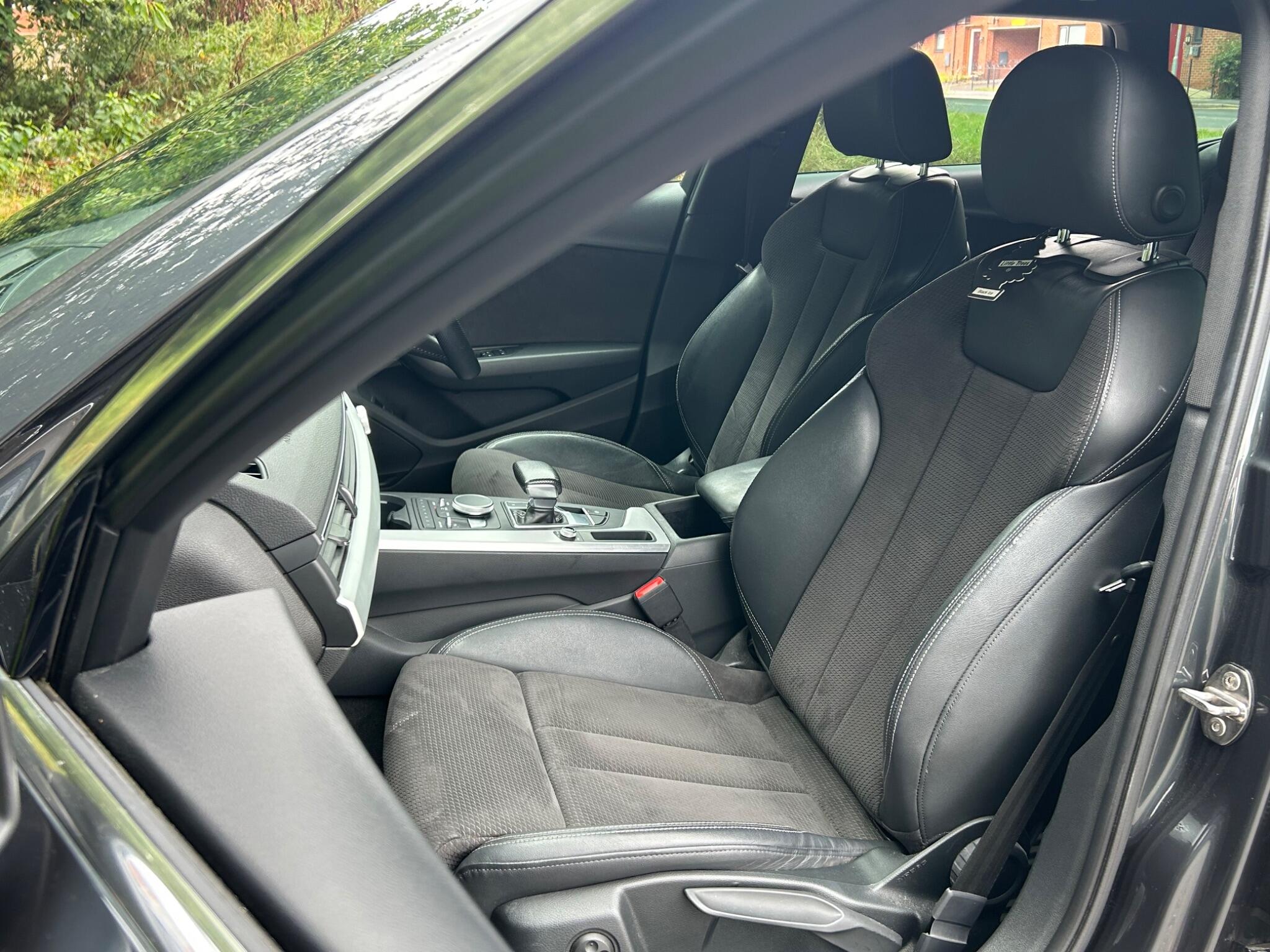 Audi A4 view 52