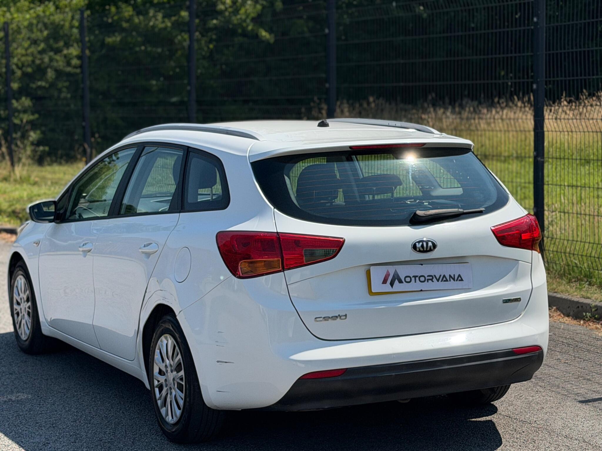 Kia Ceed view 4