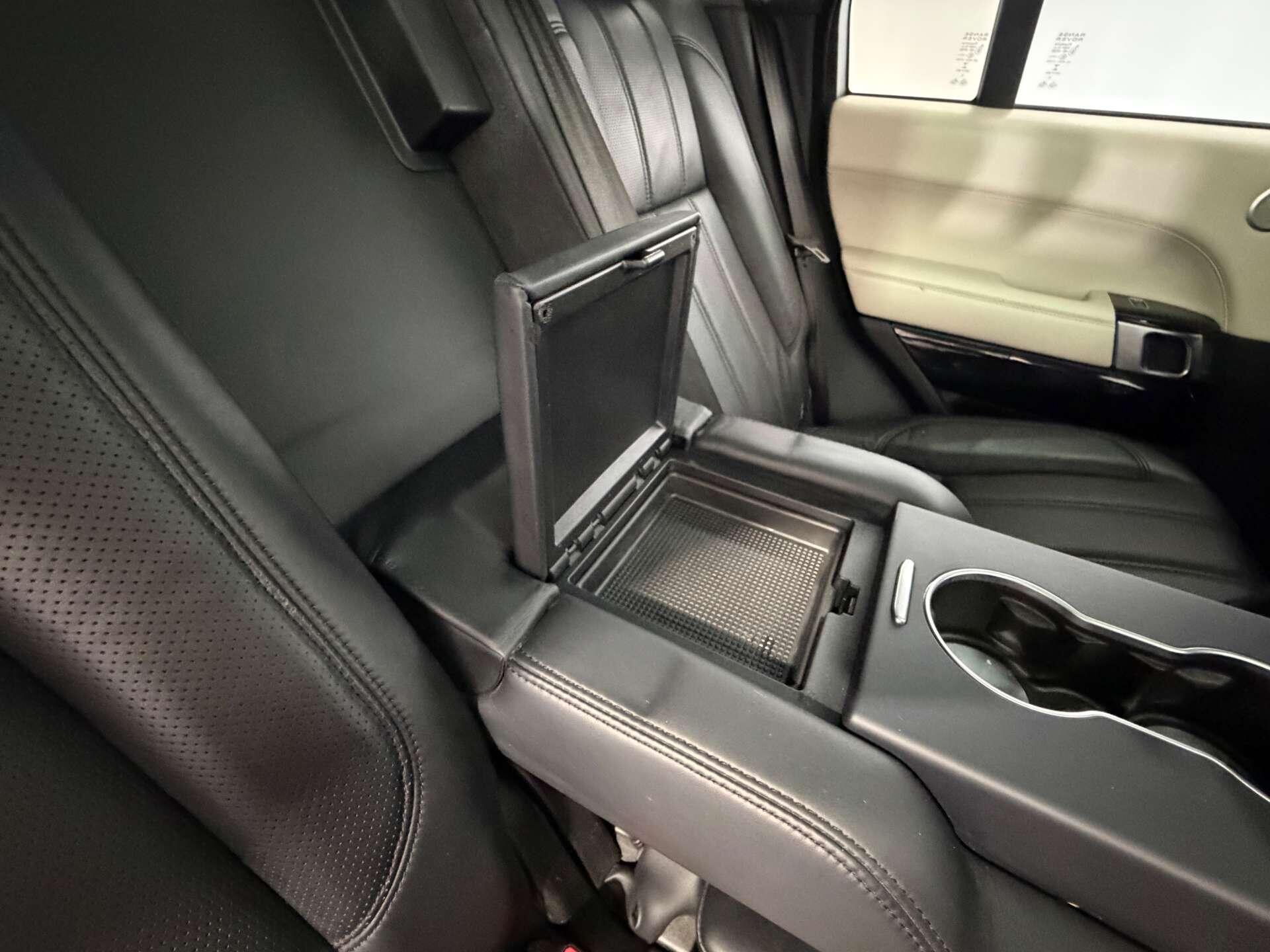 Land Rover Range Rover view 59