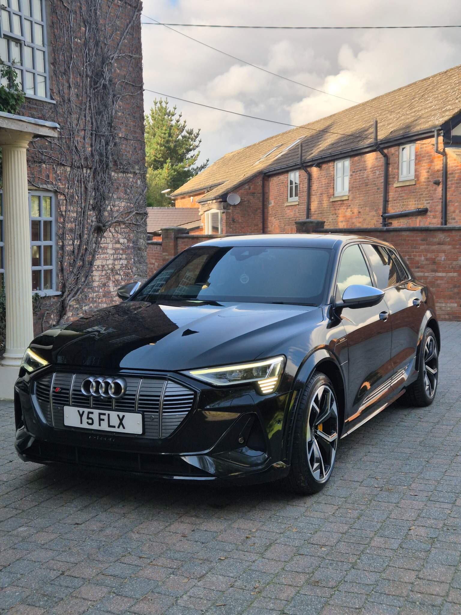 Audi e-tron S