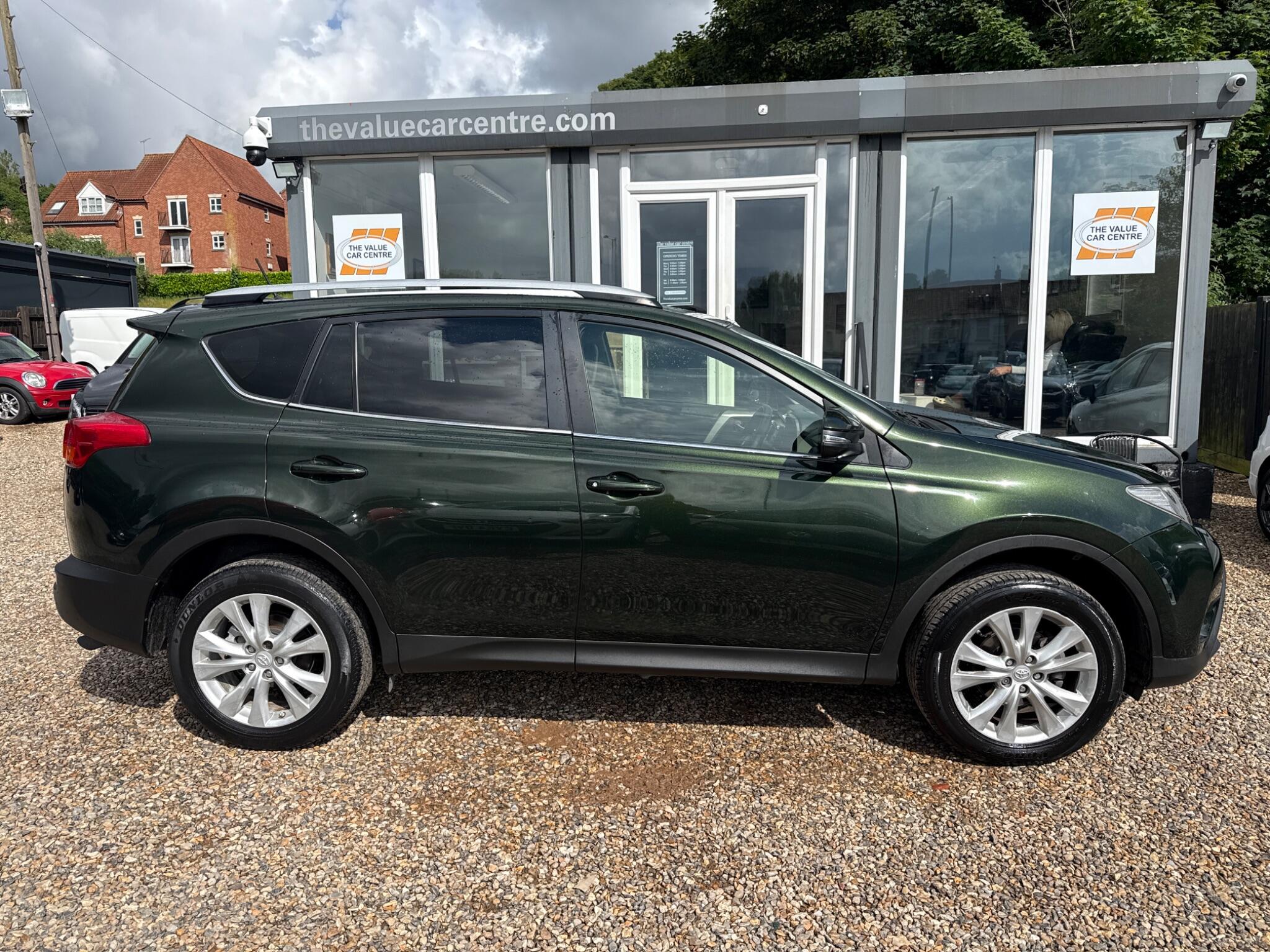 Toyota Rav4 view 2
