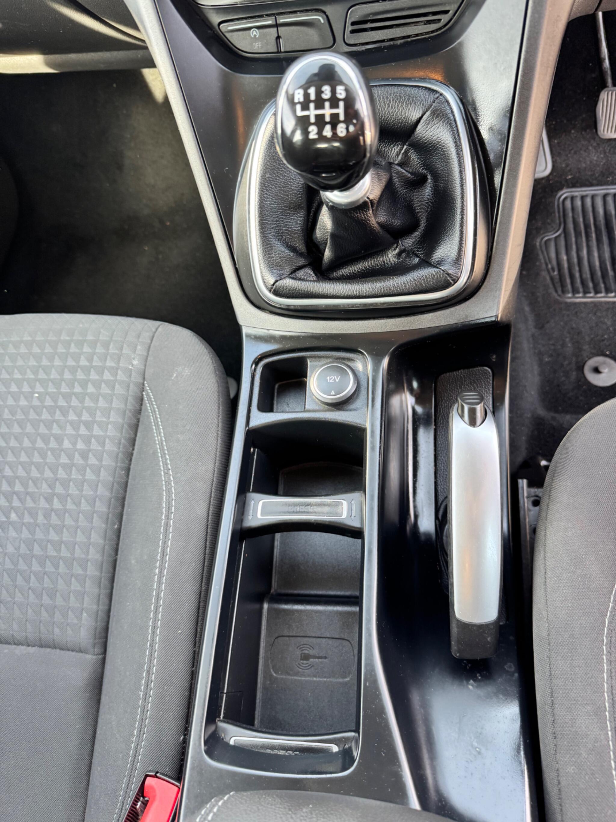 Ford C-Max view 23