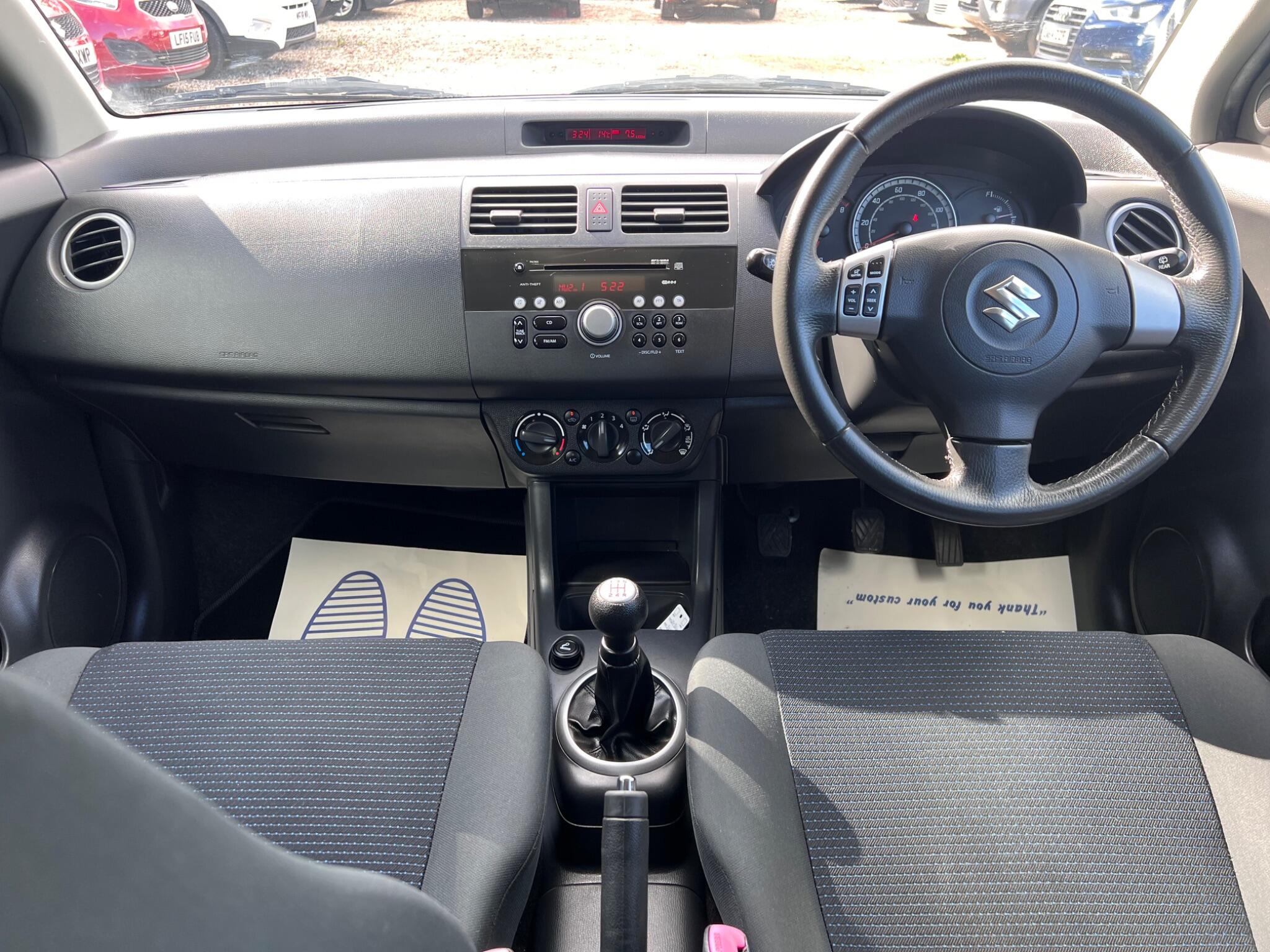 Suzuki Swift view 21