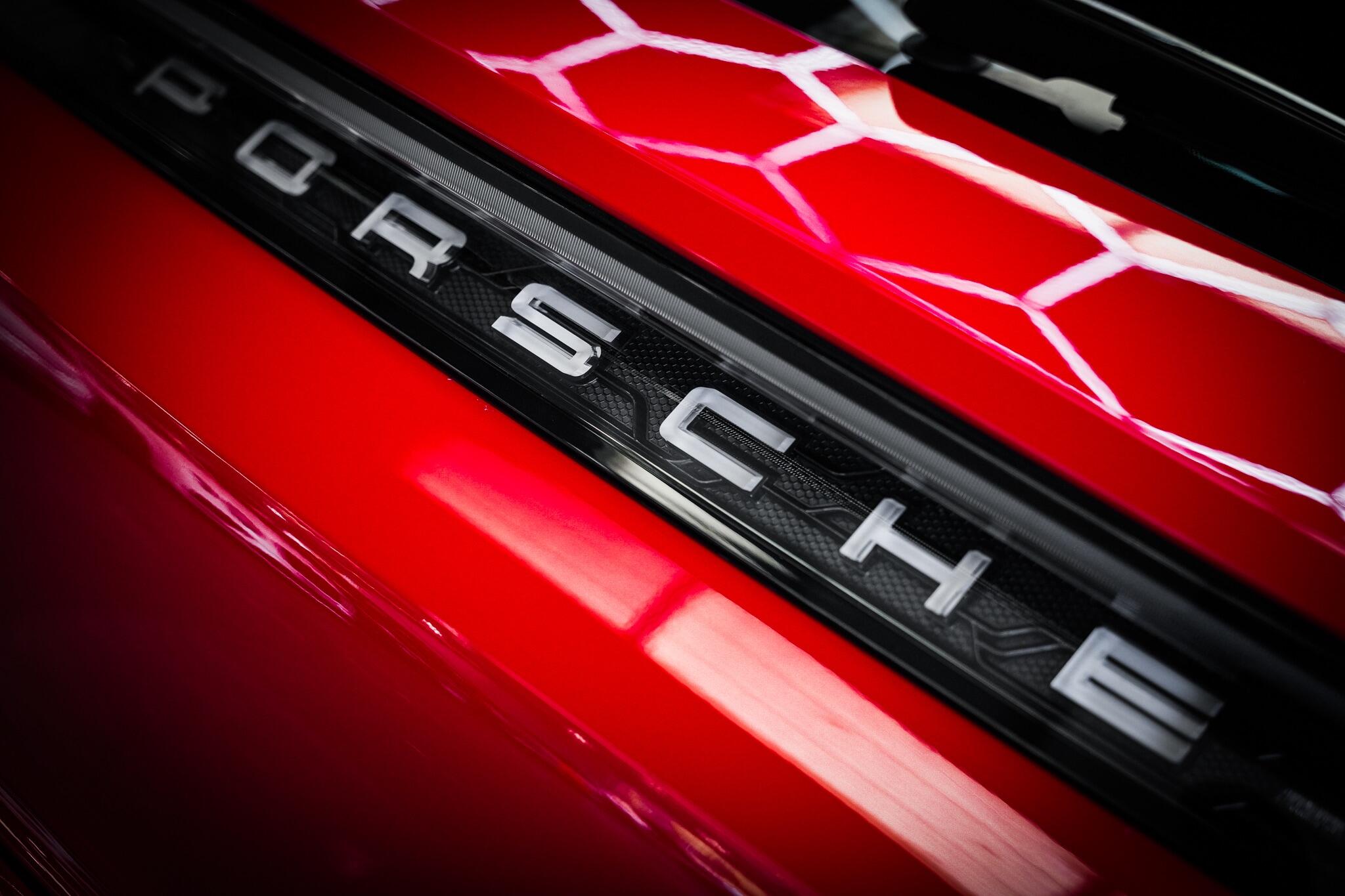 Porsche Taycan view 37