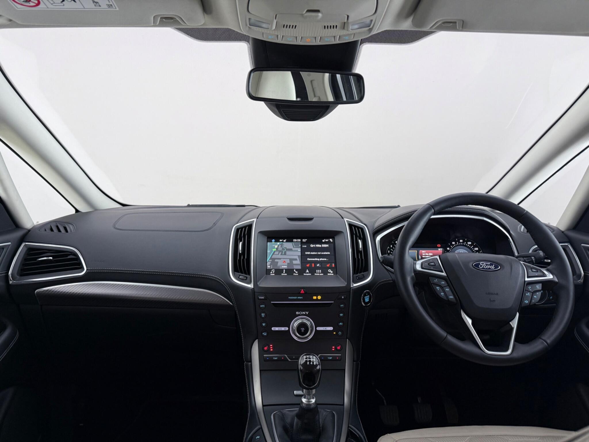 Ford S-Max view 20