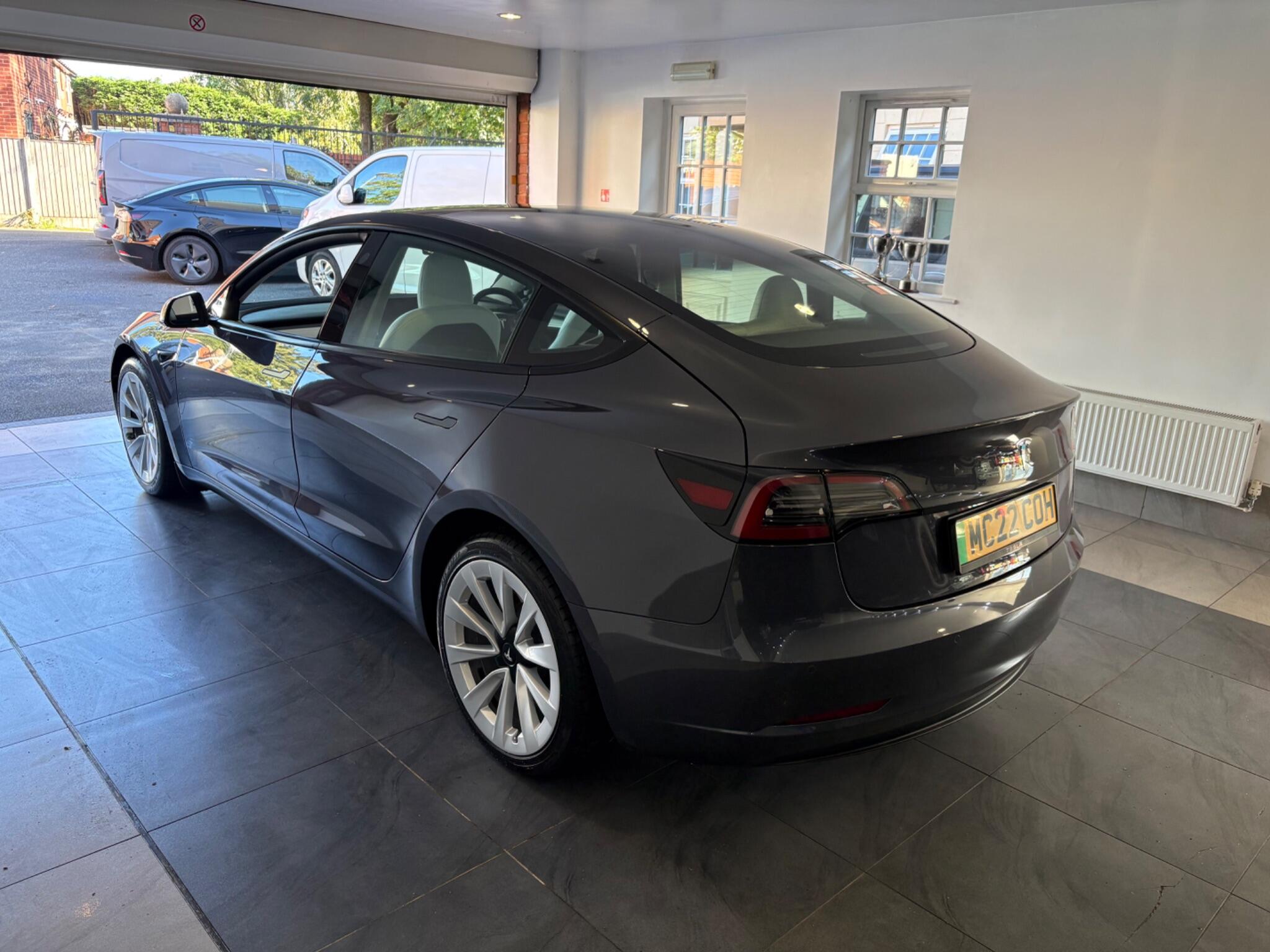 Tesla Model 3 view 3