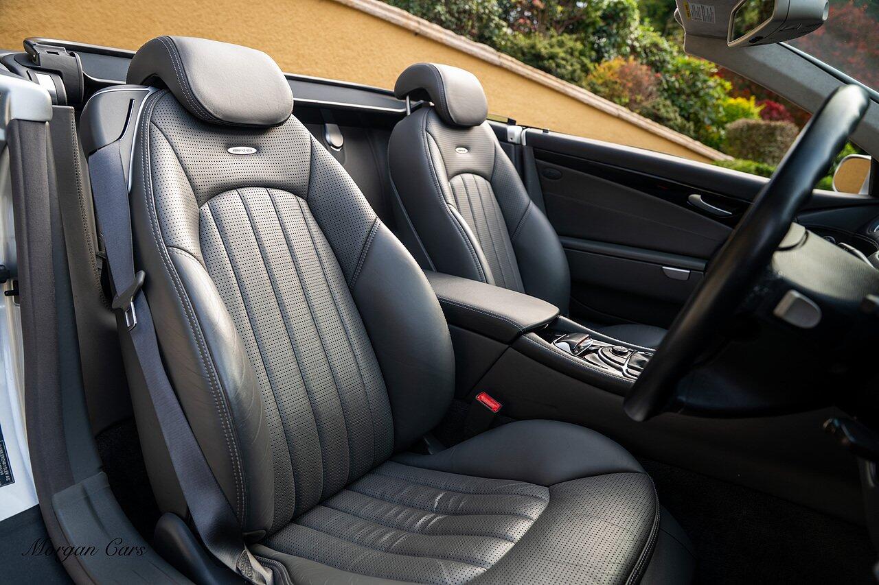 Mercedes-Benz SL view 50