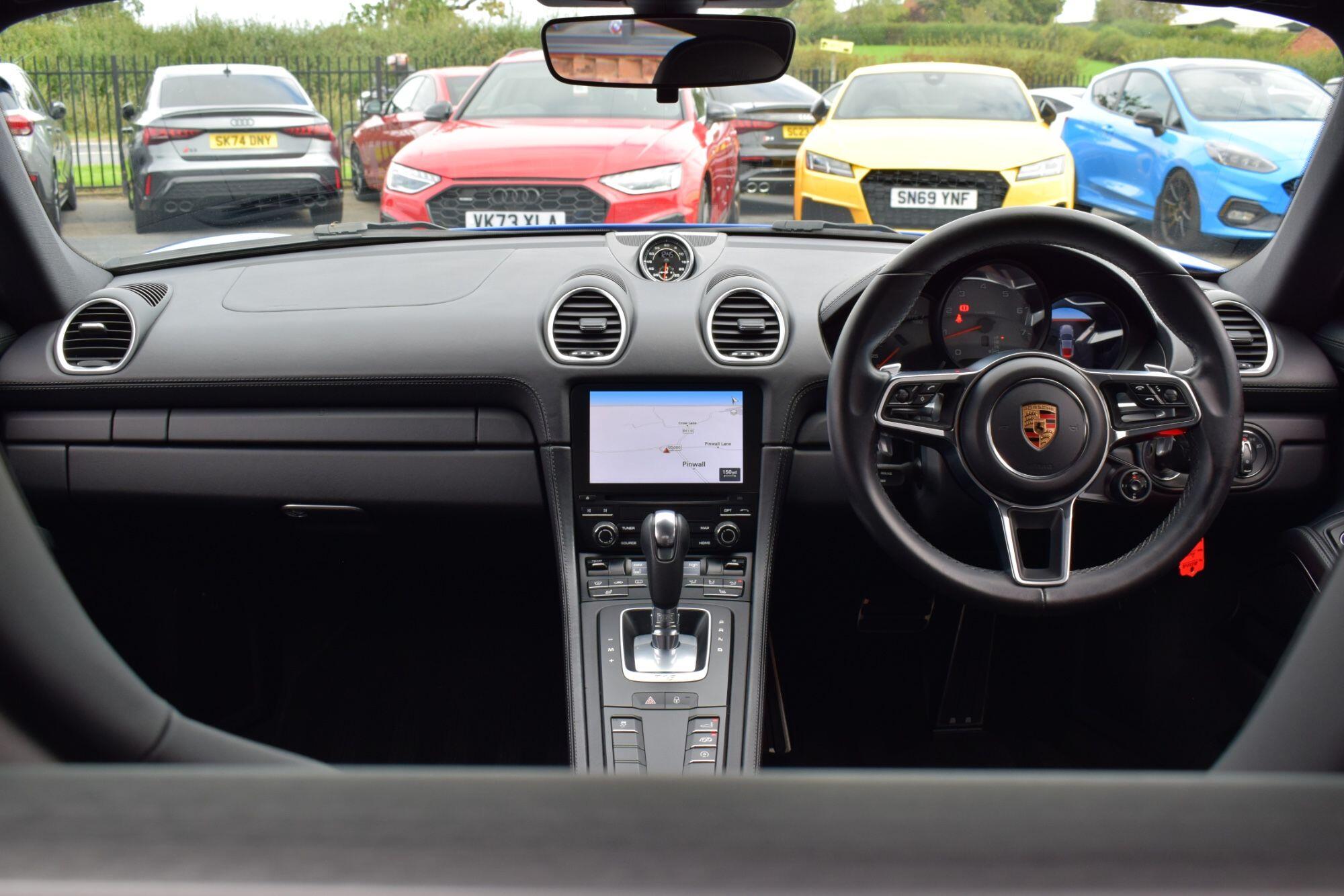Porsche Cayman view 23