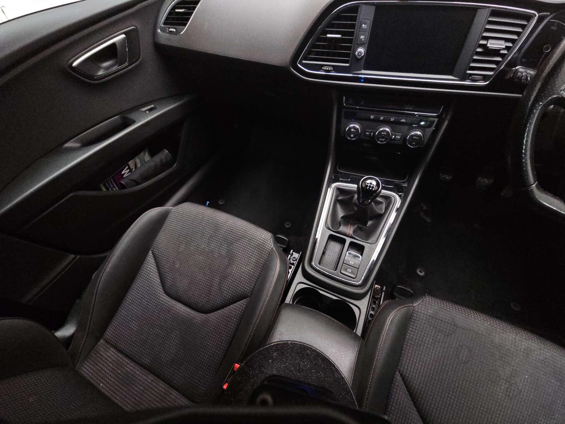Seat Leon view 9