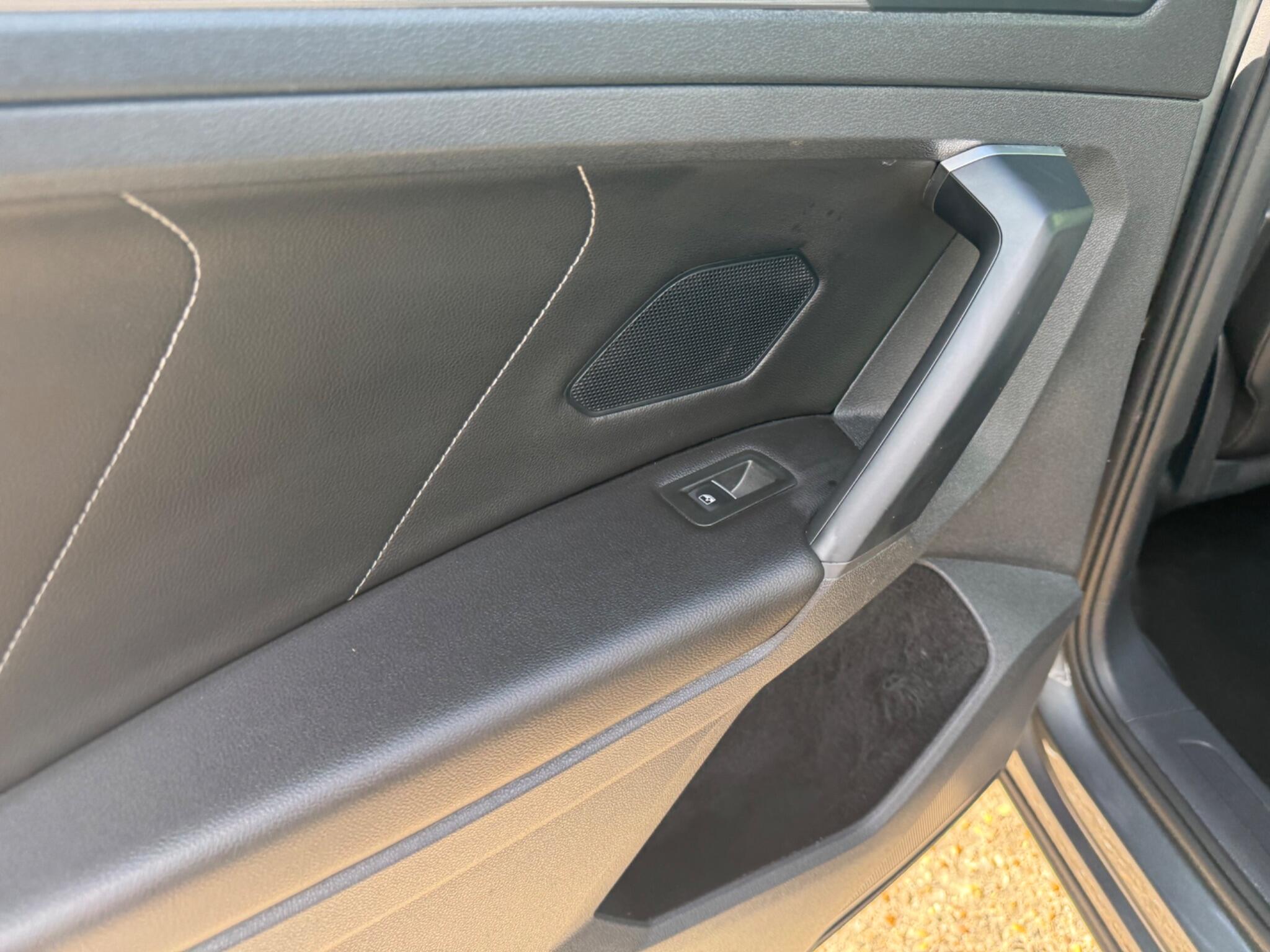 Volkswagen Tiguan view 52