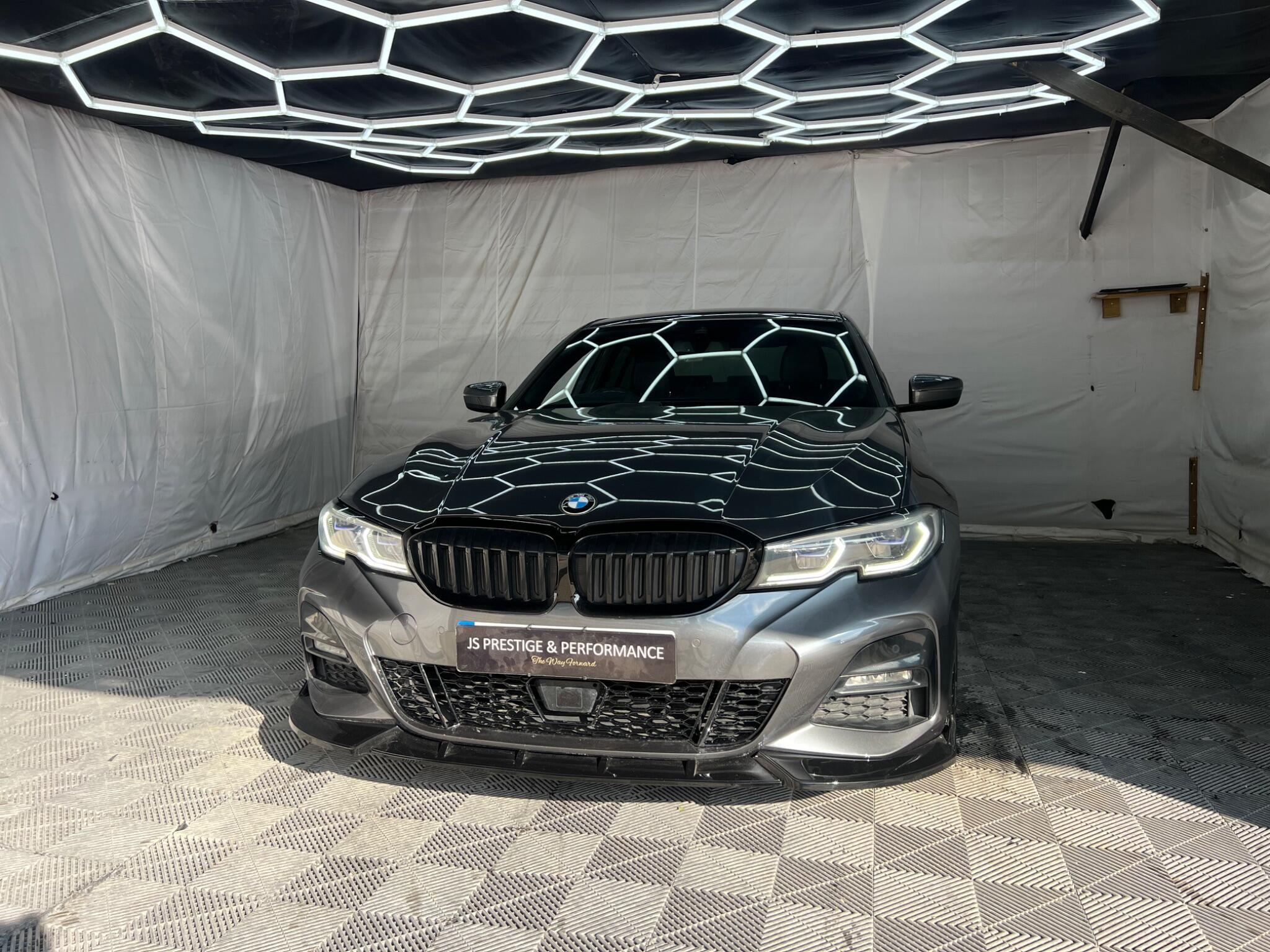 BMW 3 Series view 6