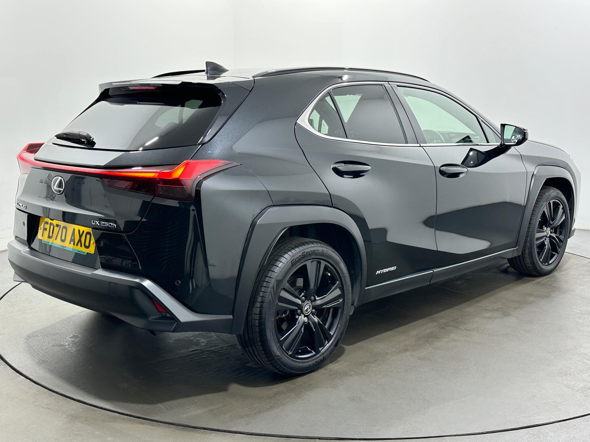 Lexus UX view 51