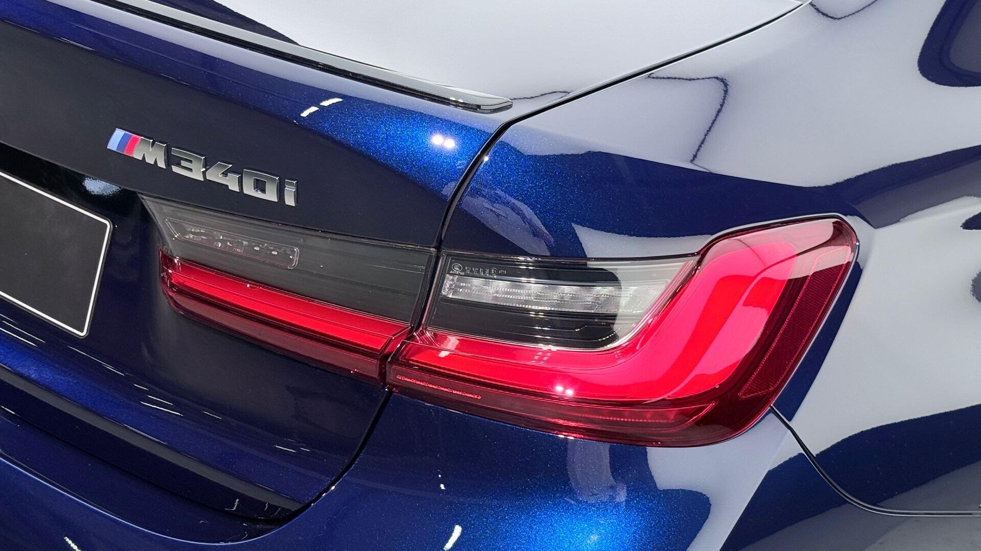 BMW 3 Series view 21