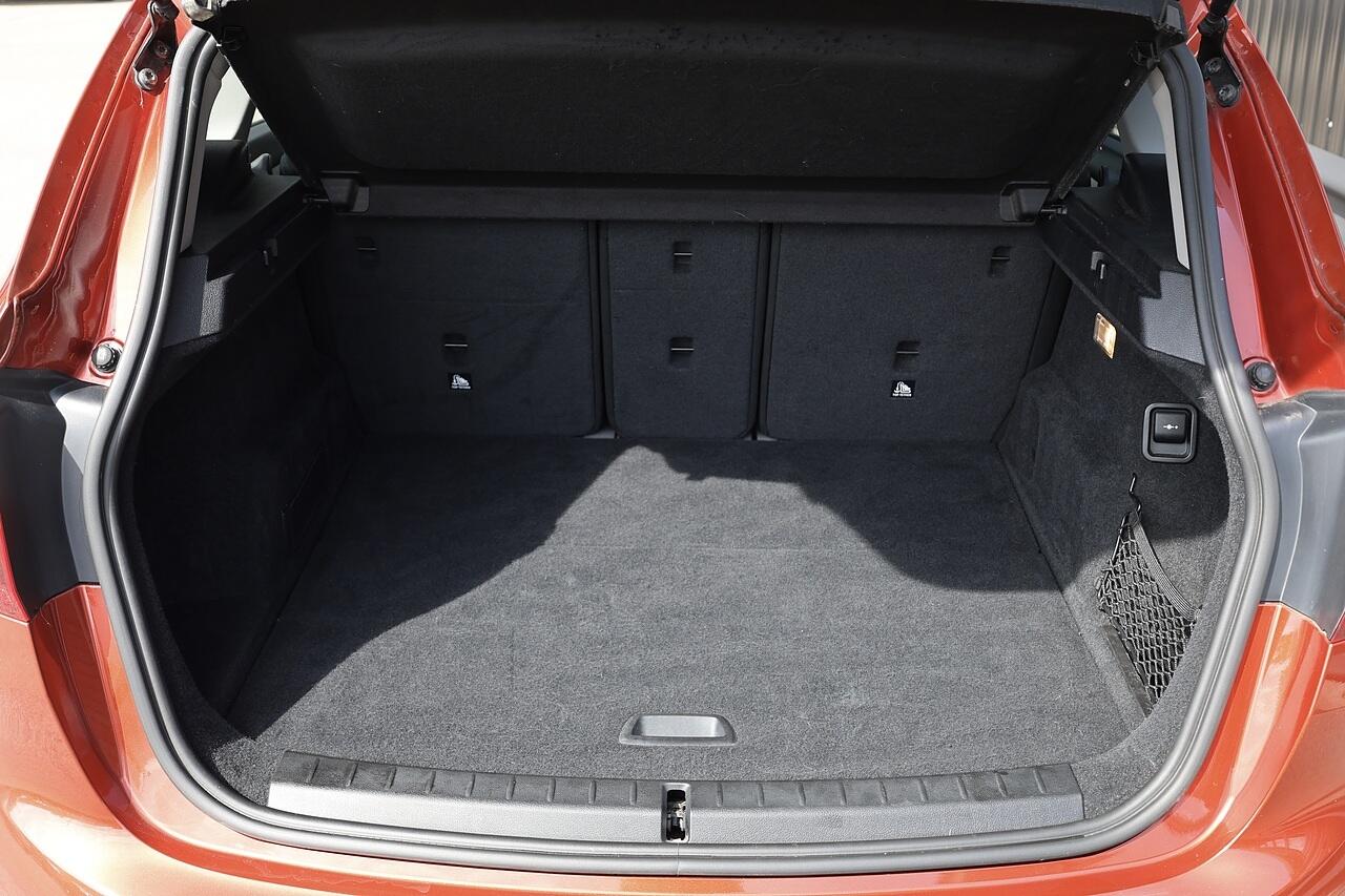 BMW 2 Series Active Tourer view 13