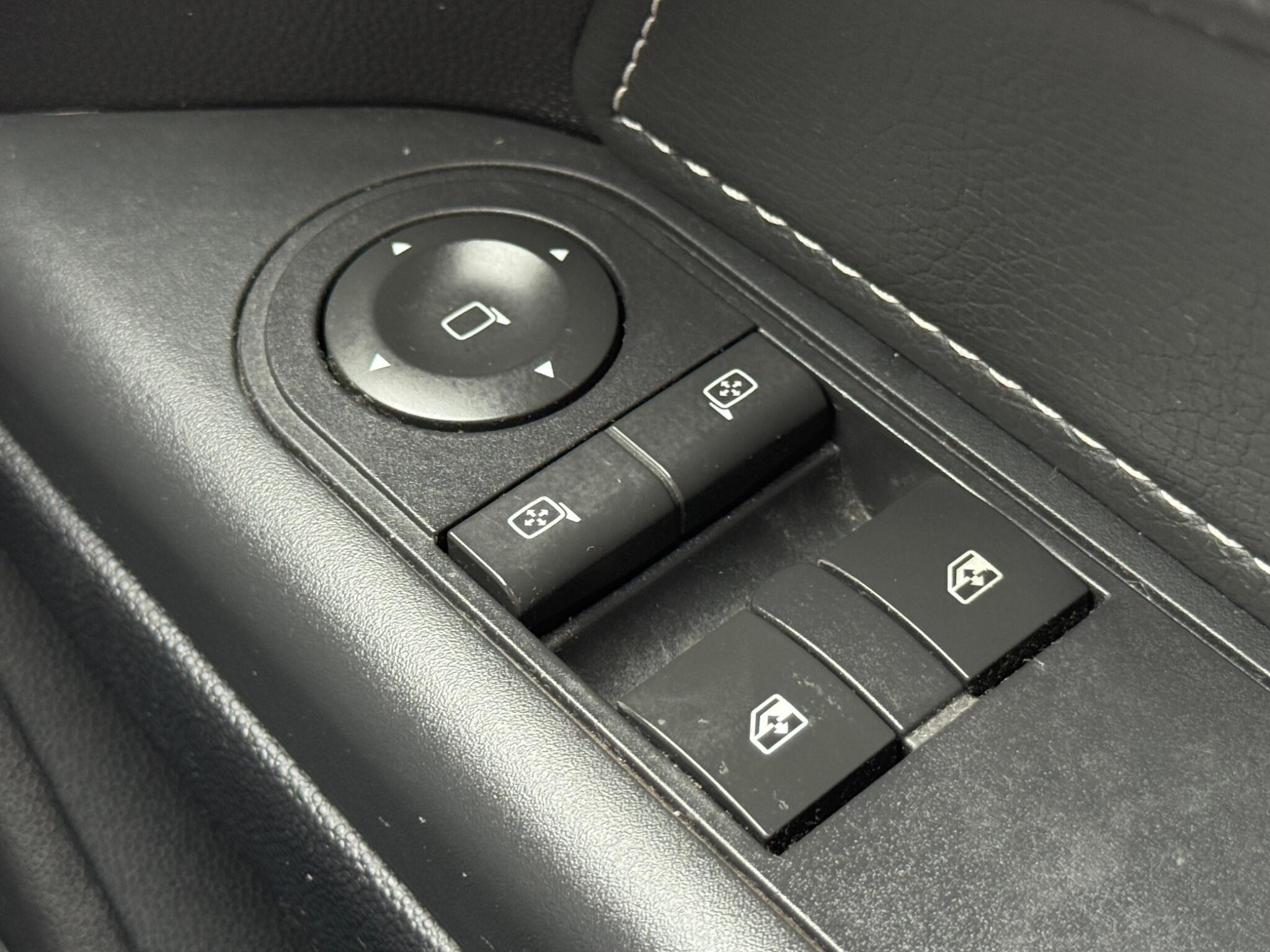 Vauxhall Astra - Image 53