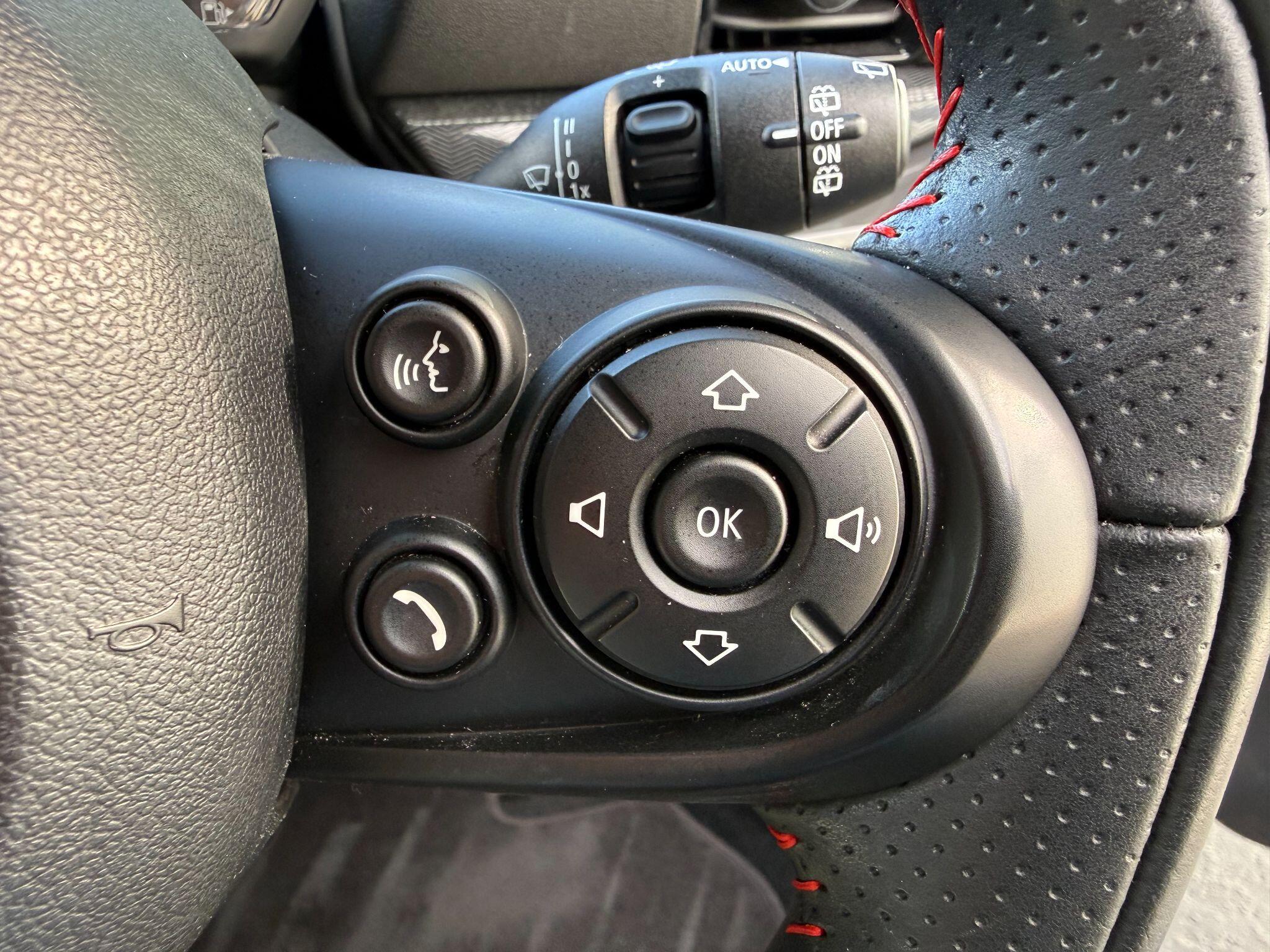 Mini Clubman view 35
