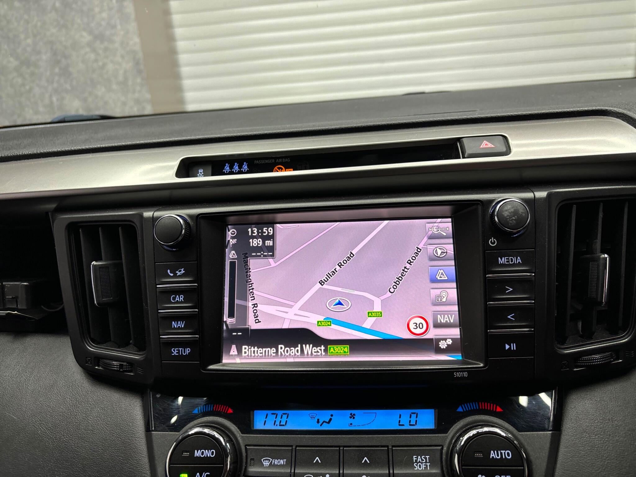 Toyota Rav4 view 28