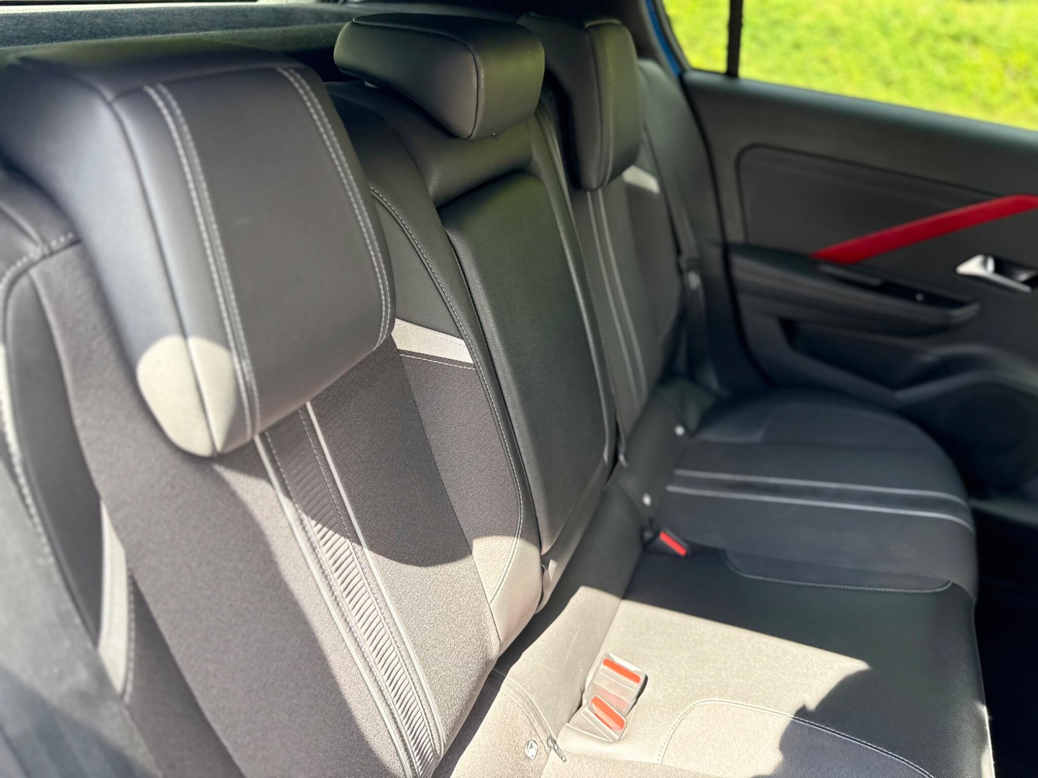 Vauxhall Astra view 13